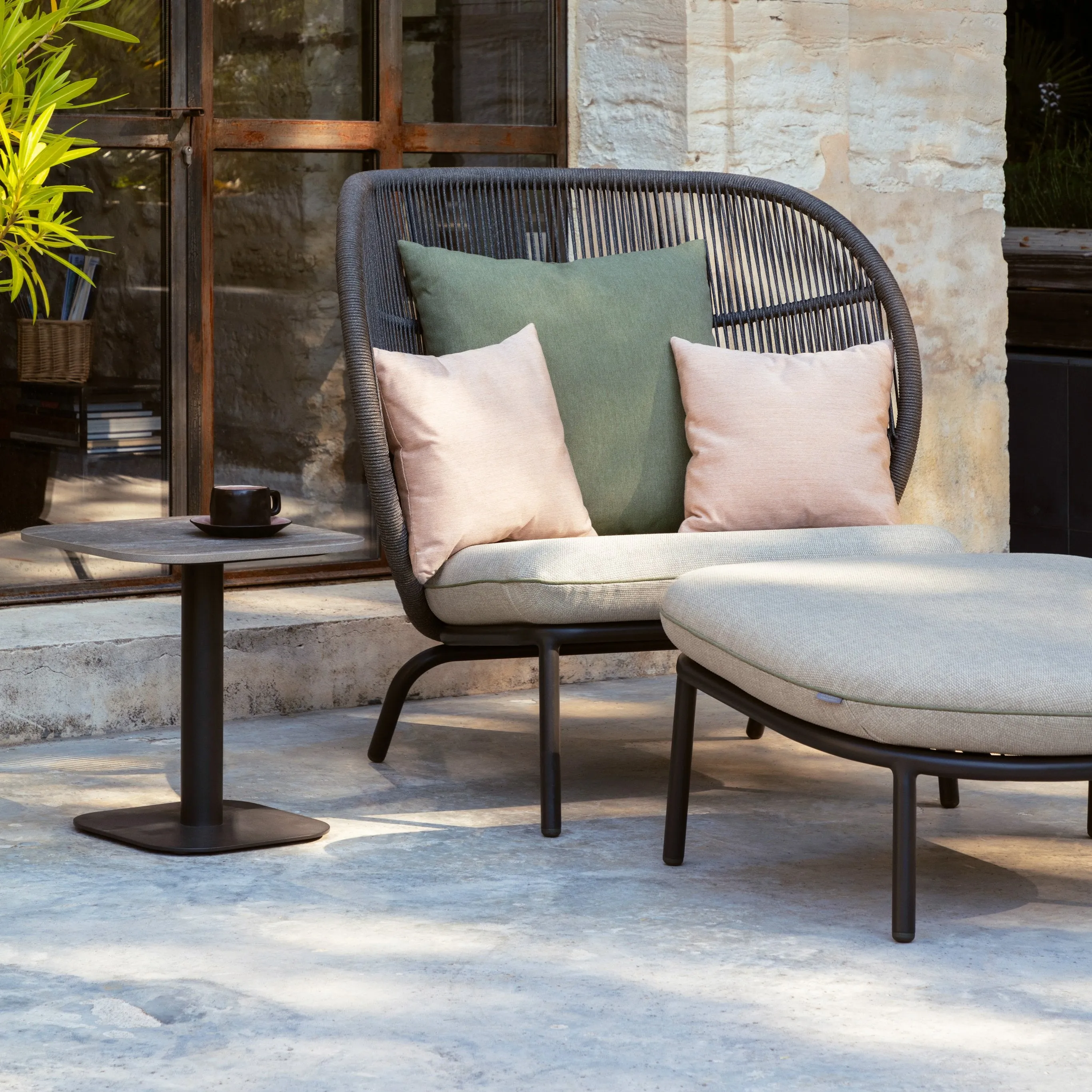 Kodo Outdoor Cocoon Chair