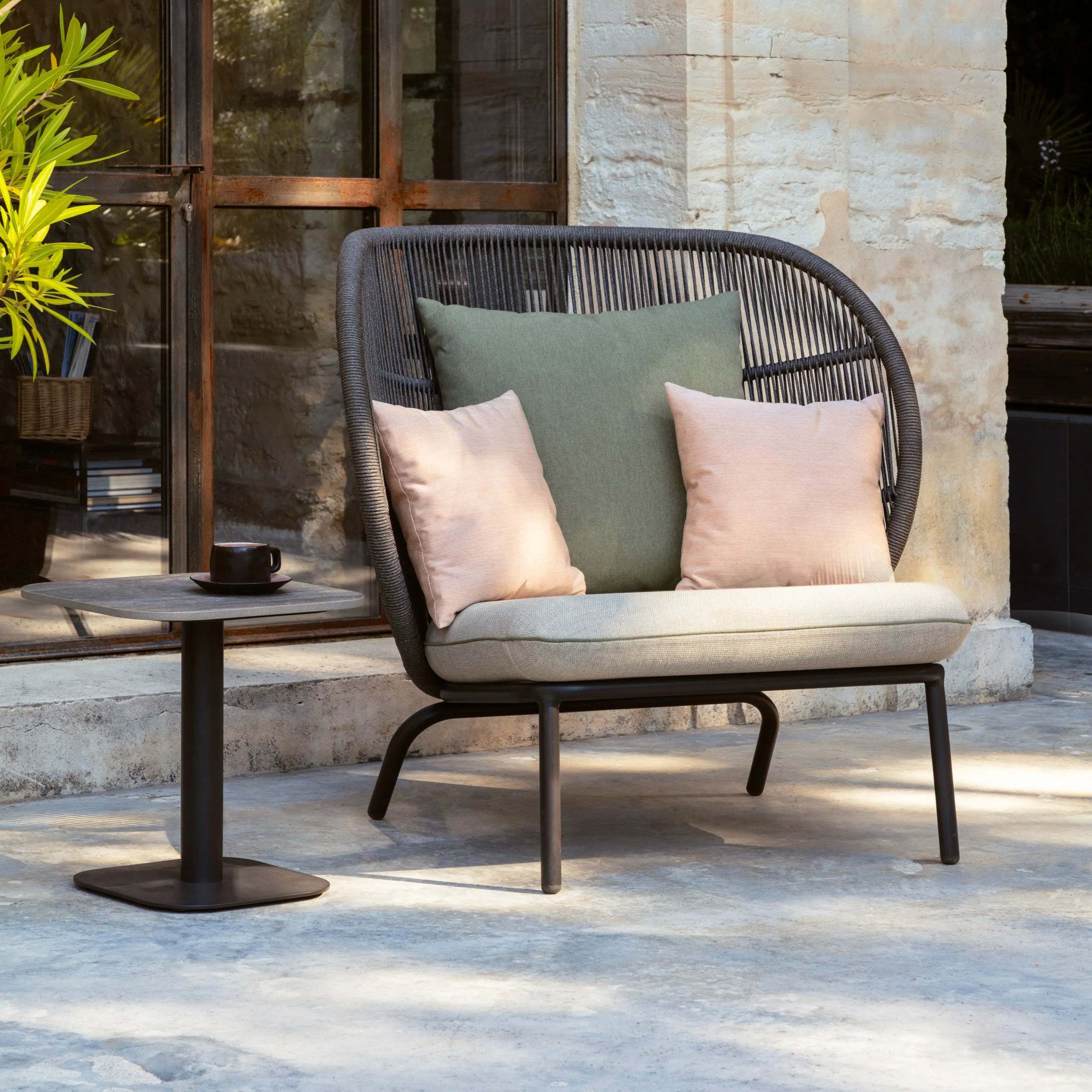 Kodo Outdoor Cocoon Chair