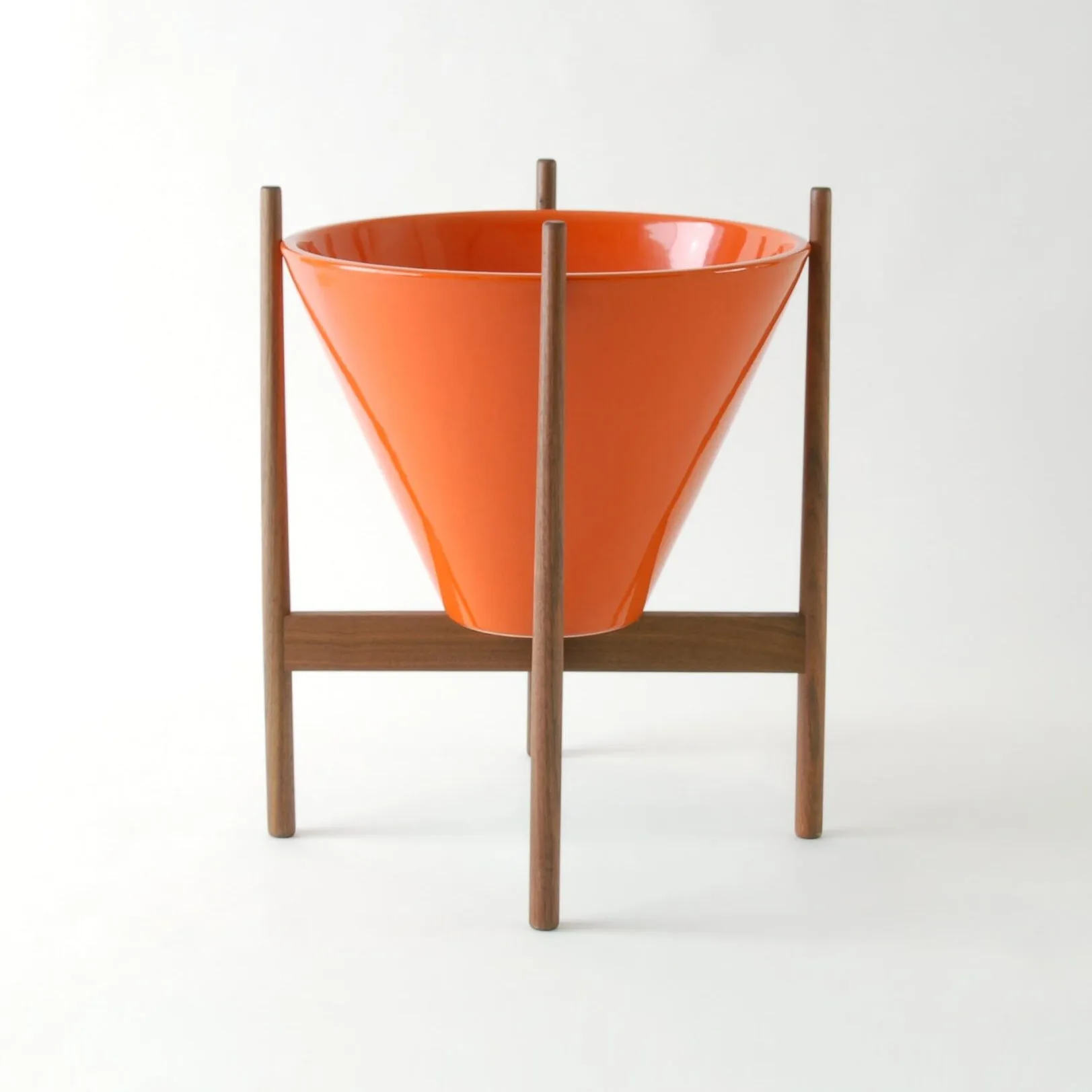 La Gardo Tackett S-4 Planter