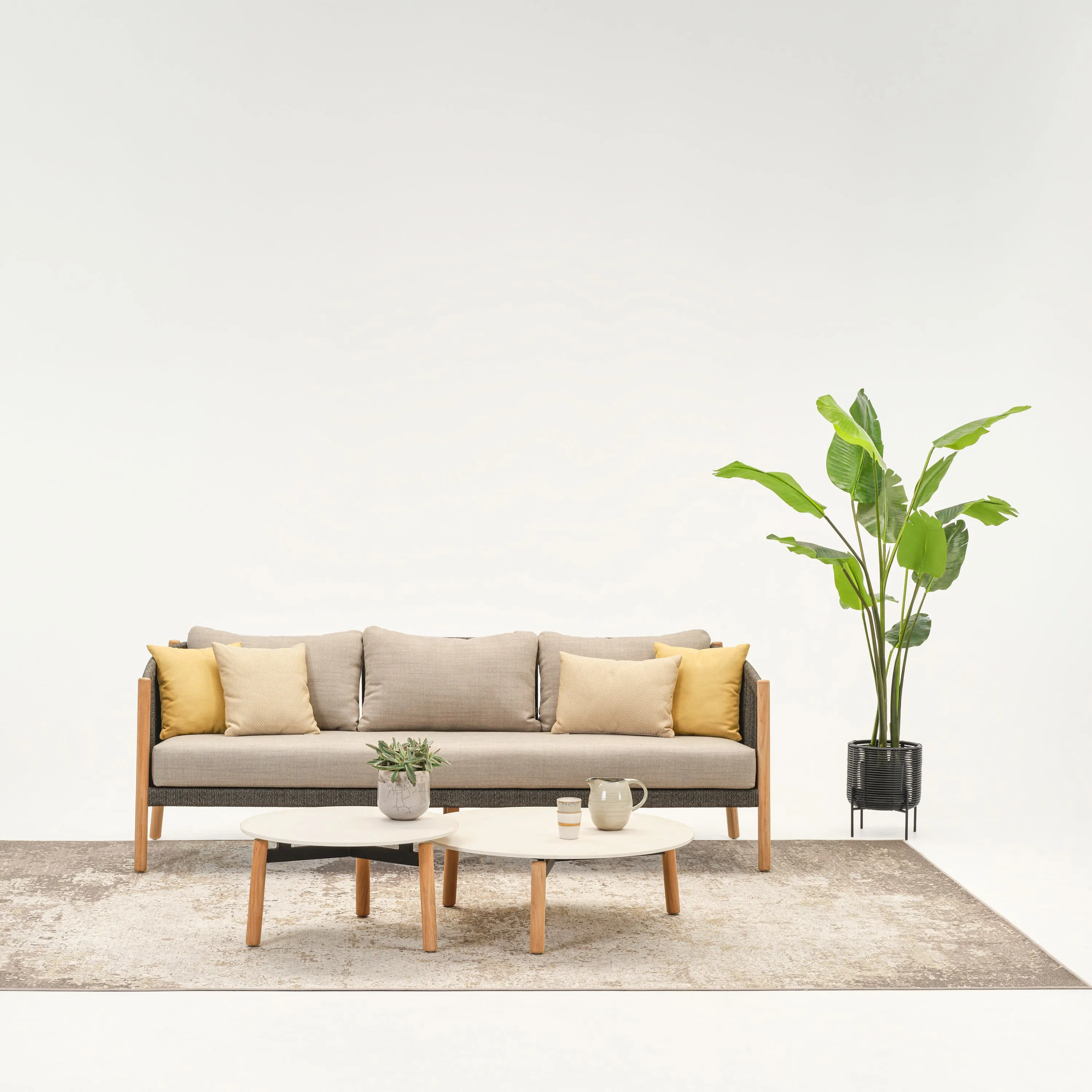 Lento Outdoor 3-Seater Sofa