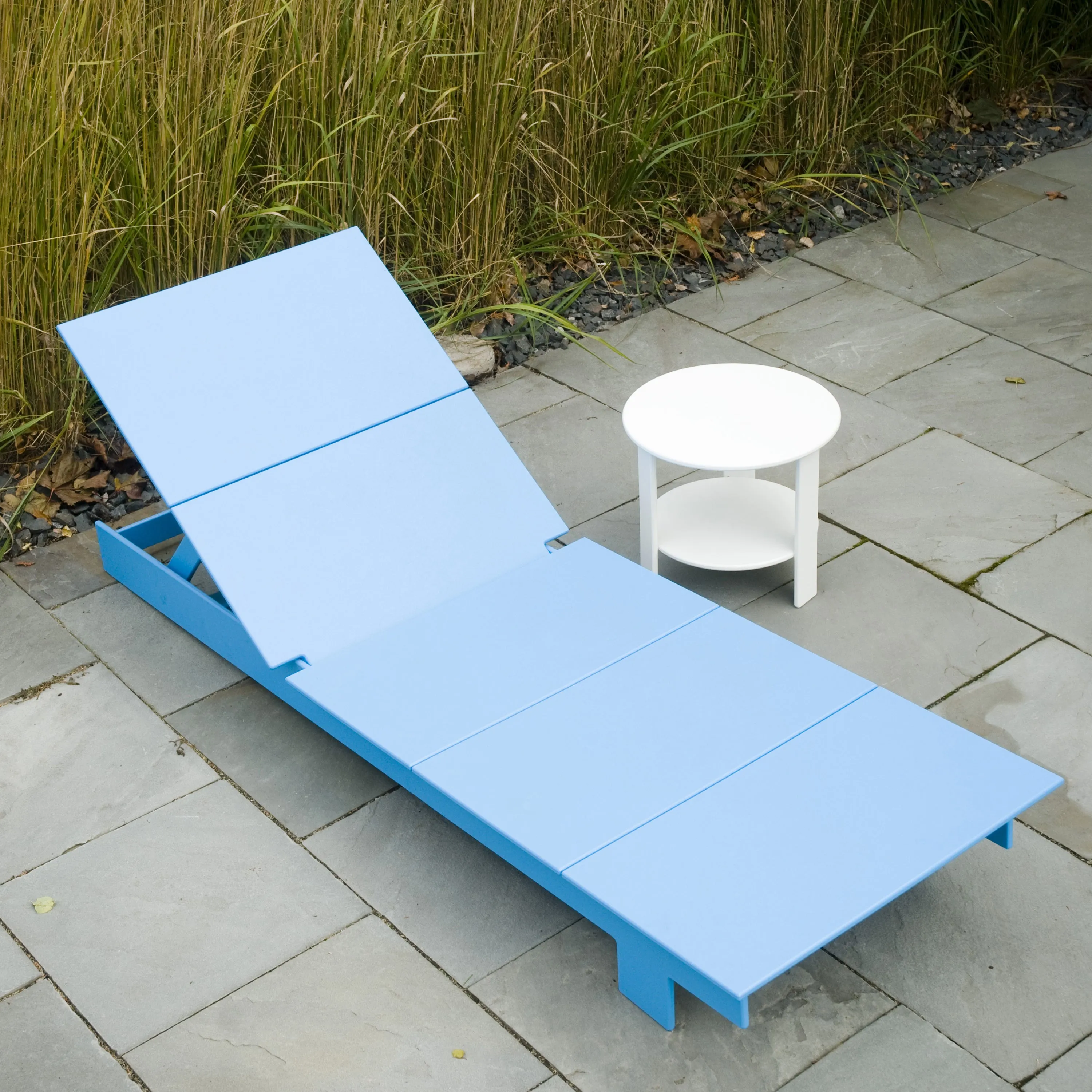 Lollygagger Chaise