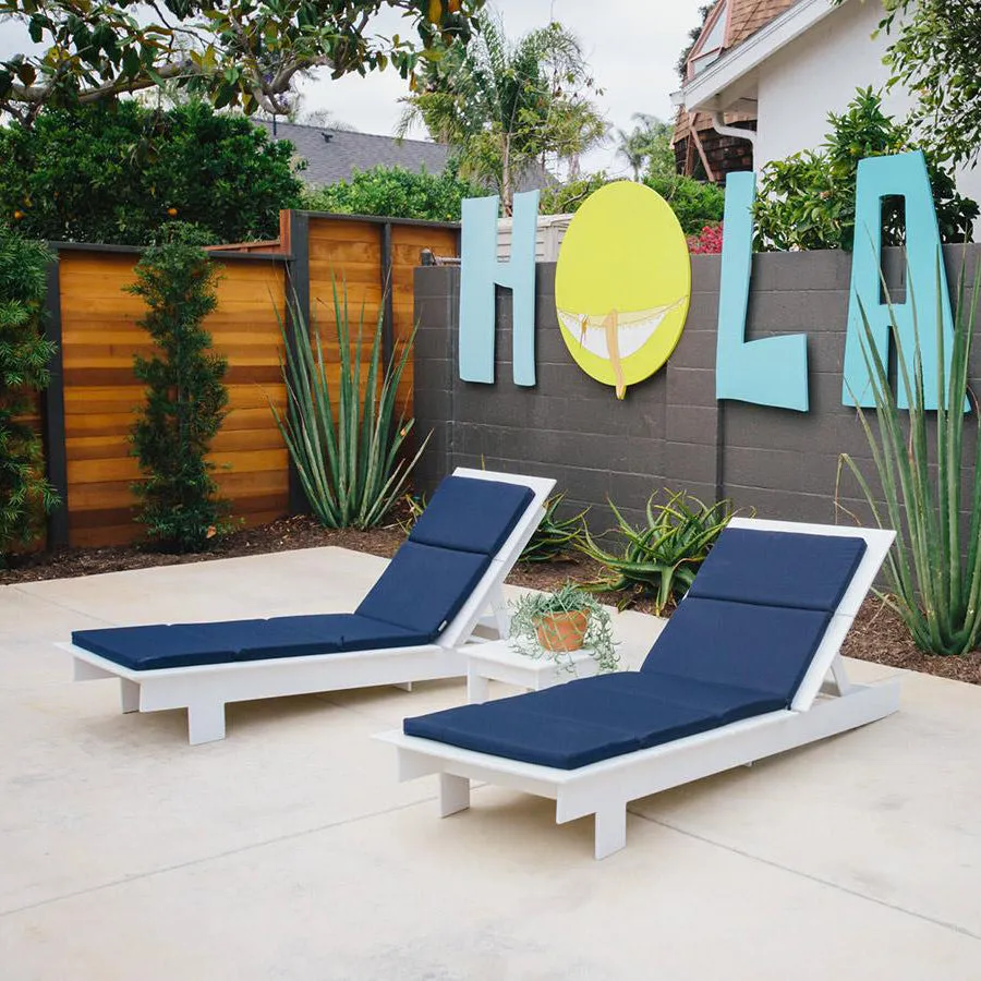 Lollygagger Chaise