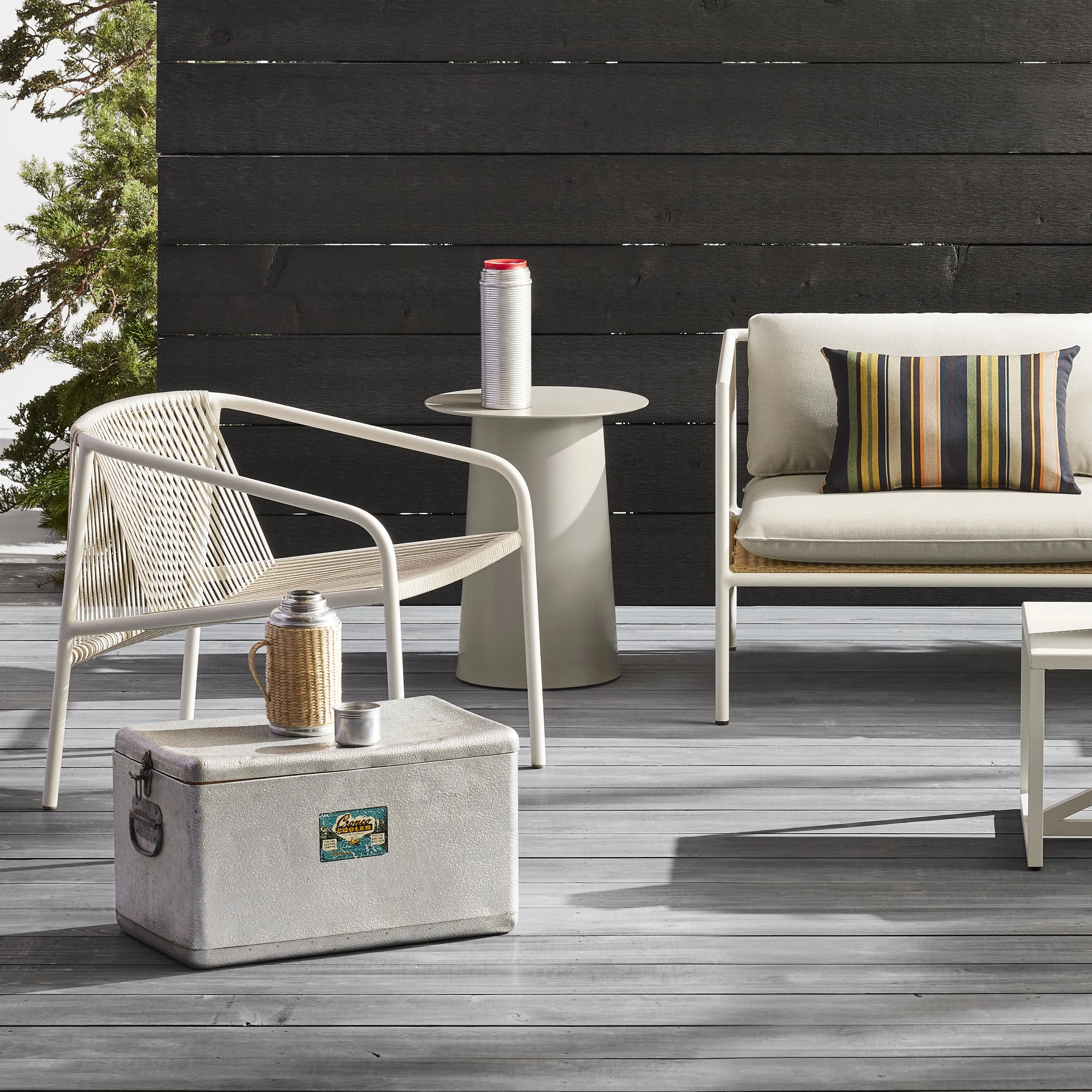 Lookout Outdoor Lounge Chair