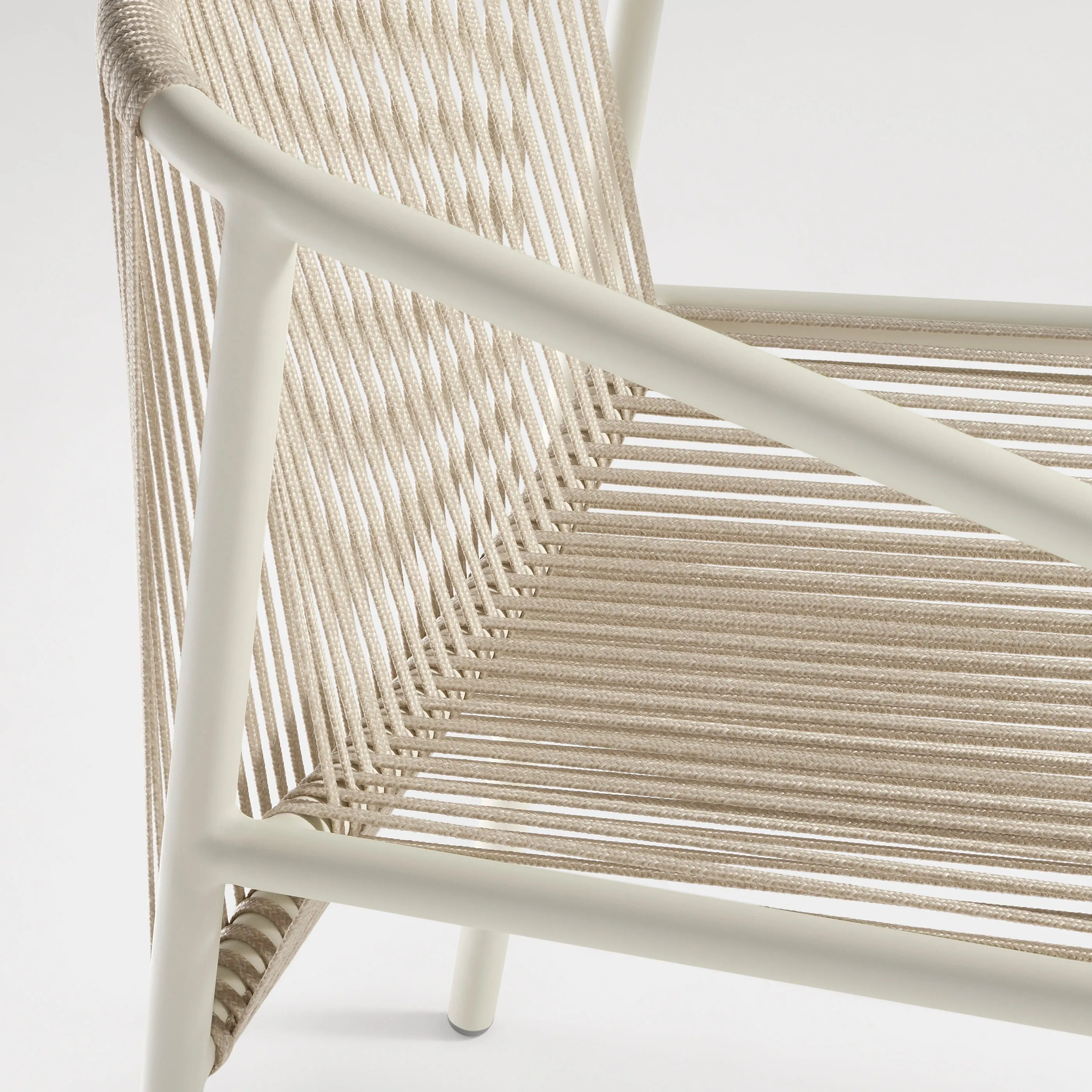 Lookout Outdoor Lounge Chair