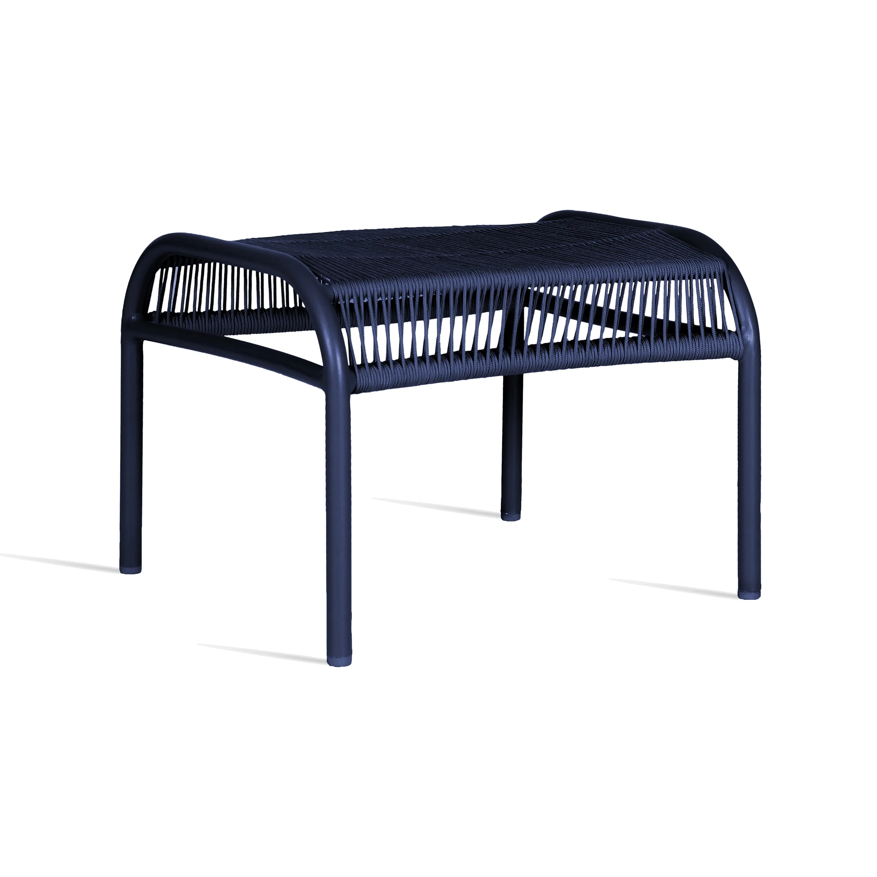 Loop Outdoor Lounge Chair