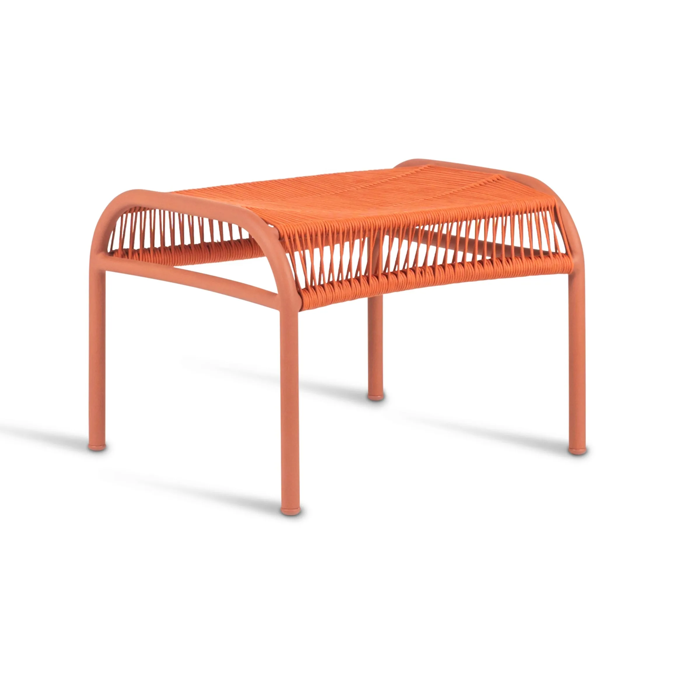 Loop Outdoor Lounge Chair