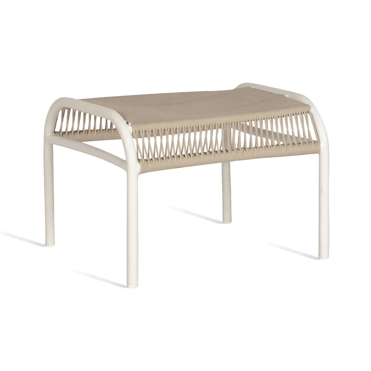 Loop Outdoor Lounge Chair