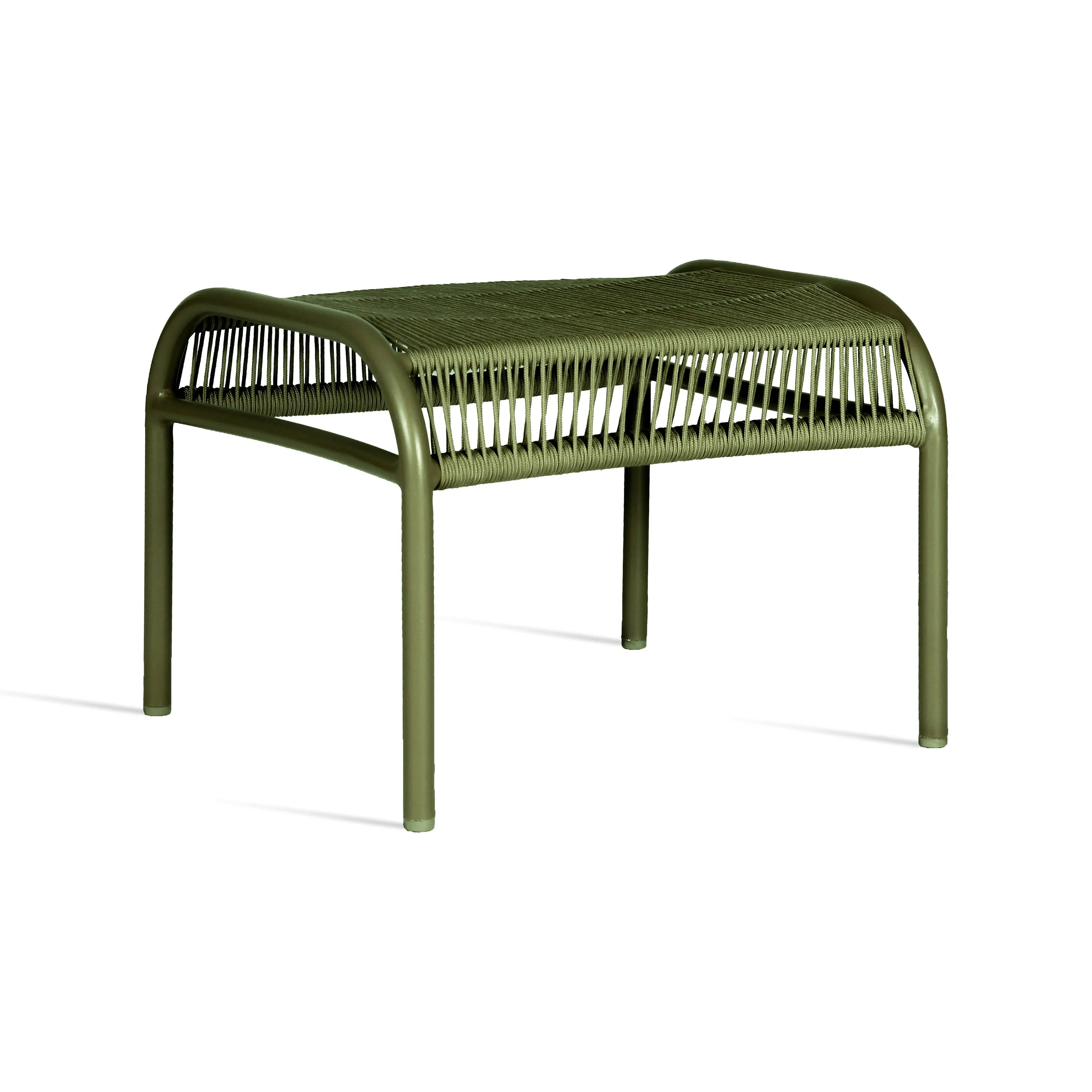 Loop Outdoor Lounge Chair