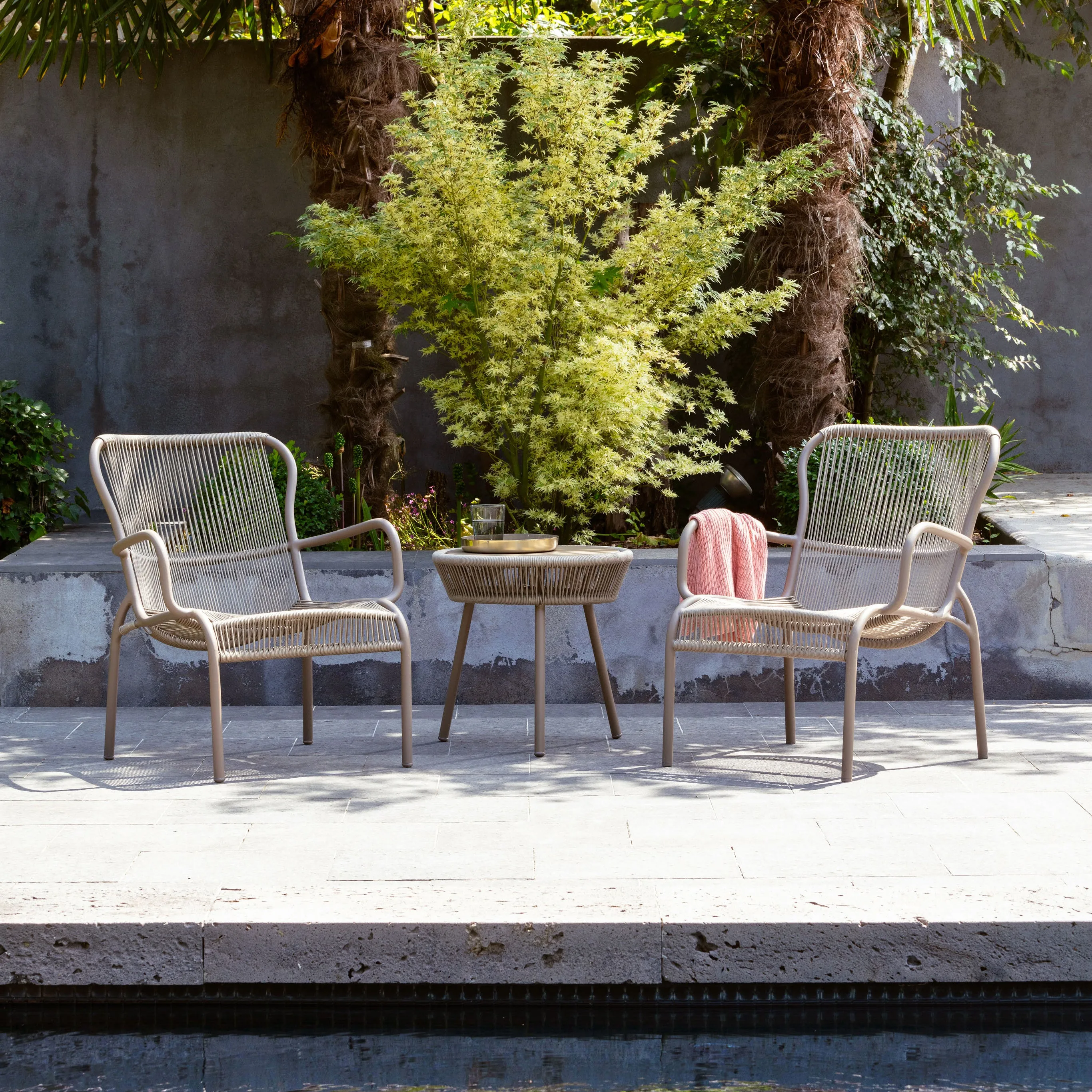 Loop Outdoor Side Table
