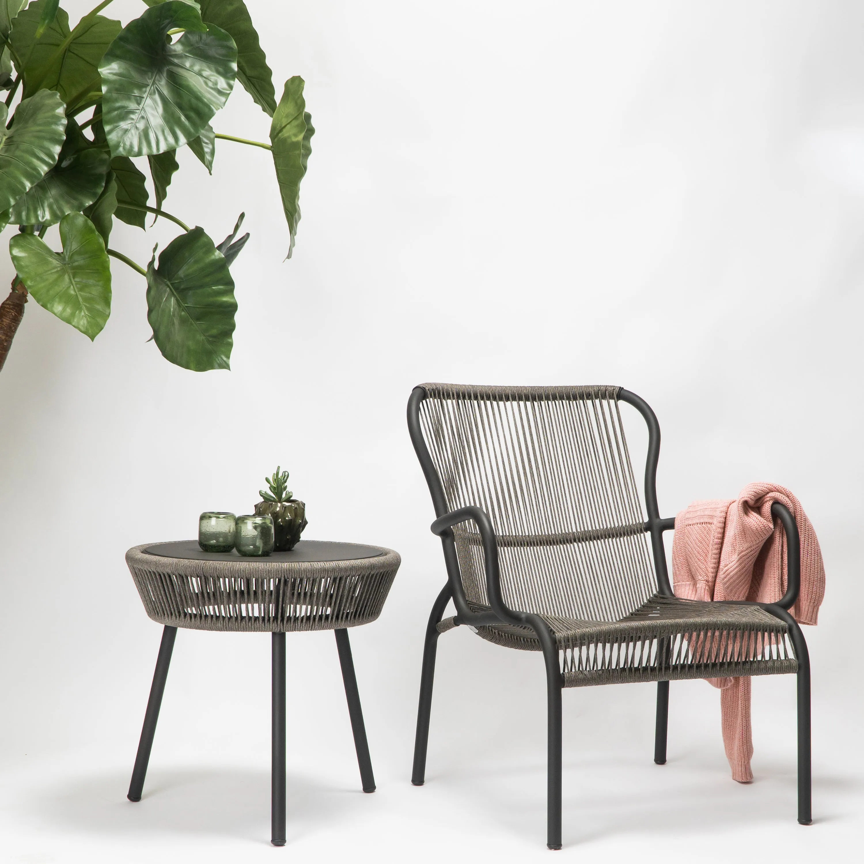 Loop Outdoor Side Table
