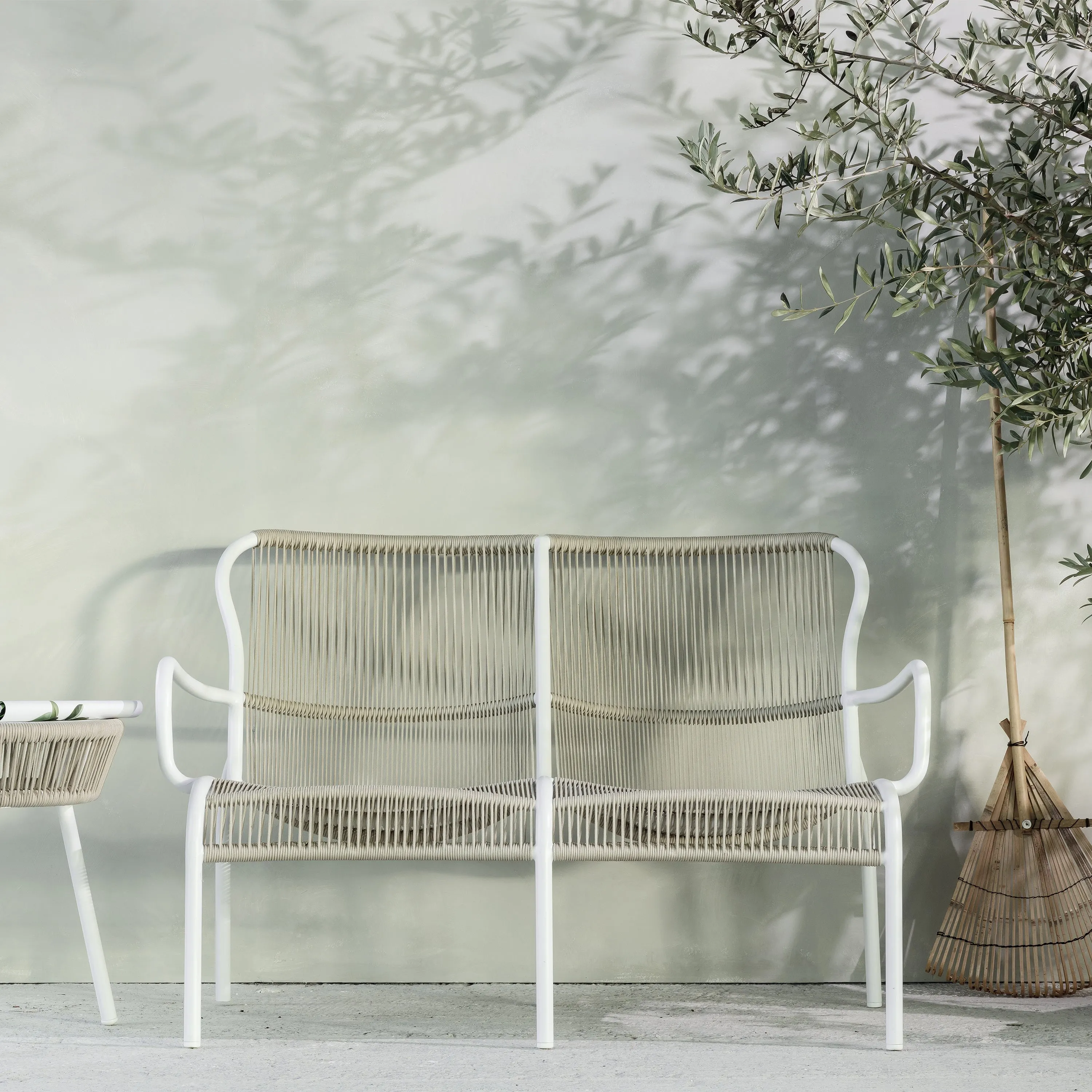 Loop Outdoor Sofa