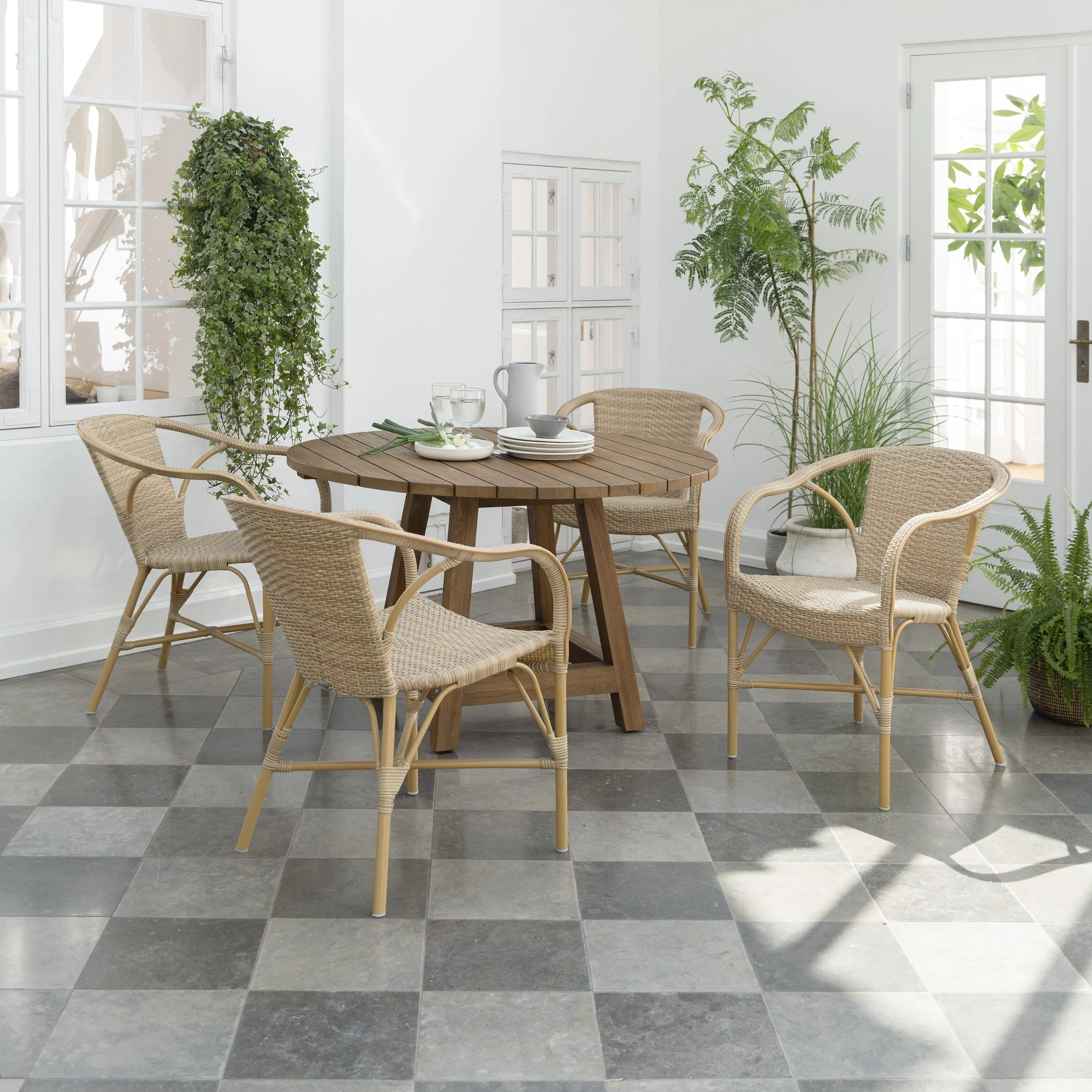 Madeleine Outdoor Dining Chair