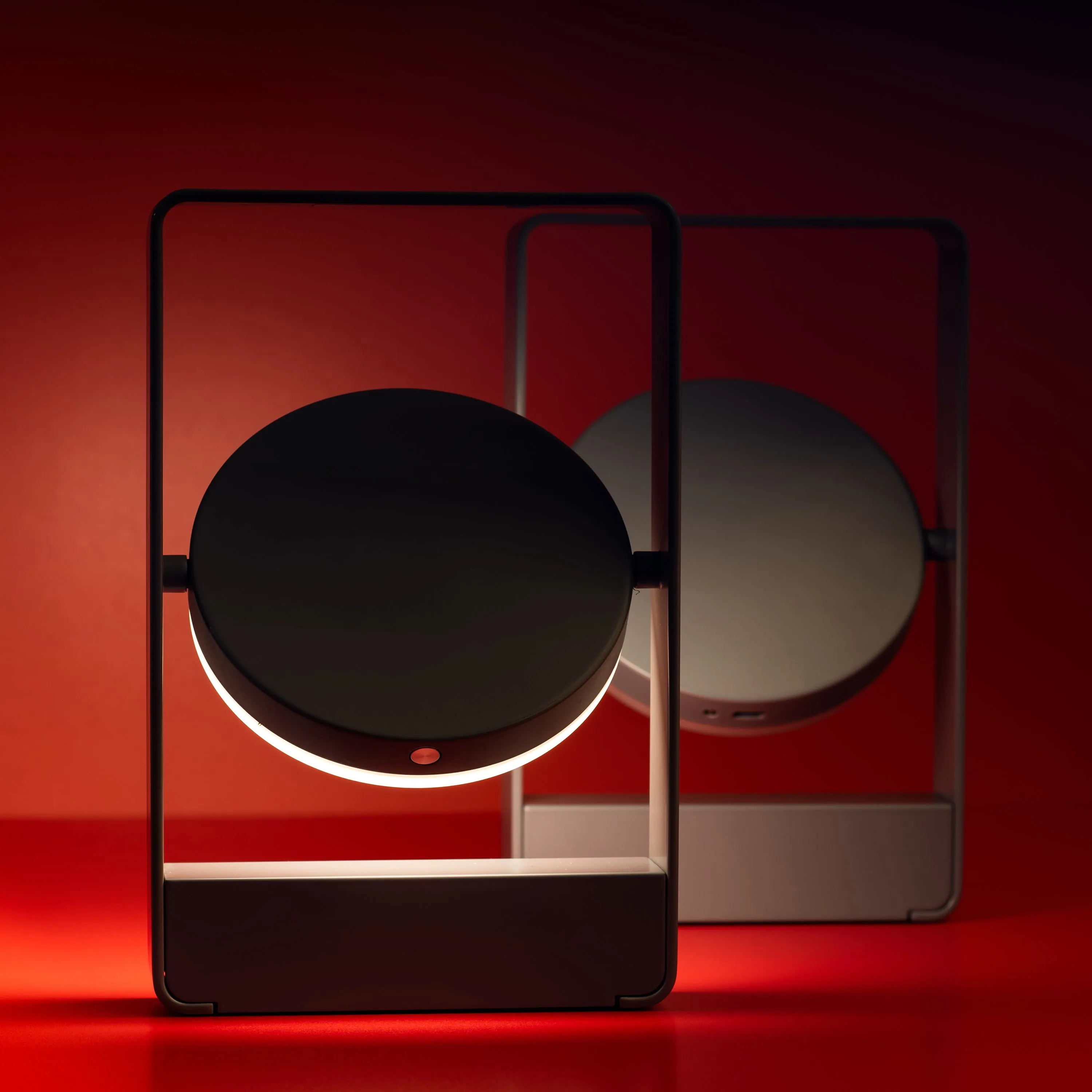 Mouro Portable Table Lamp