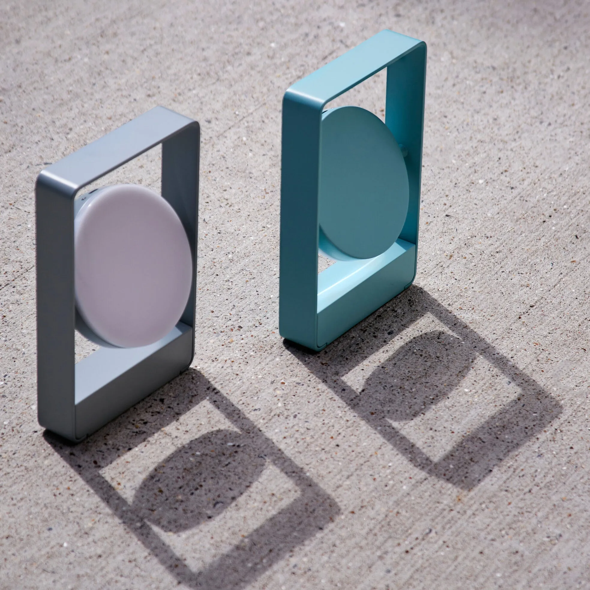 Mouro Portable Table Lamp