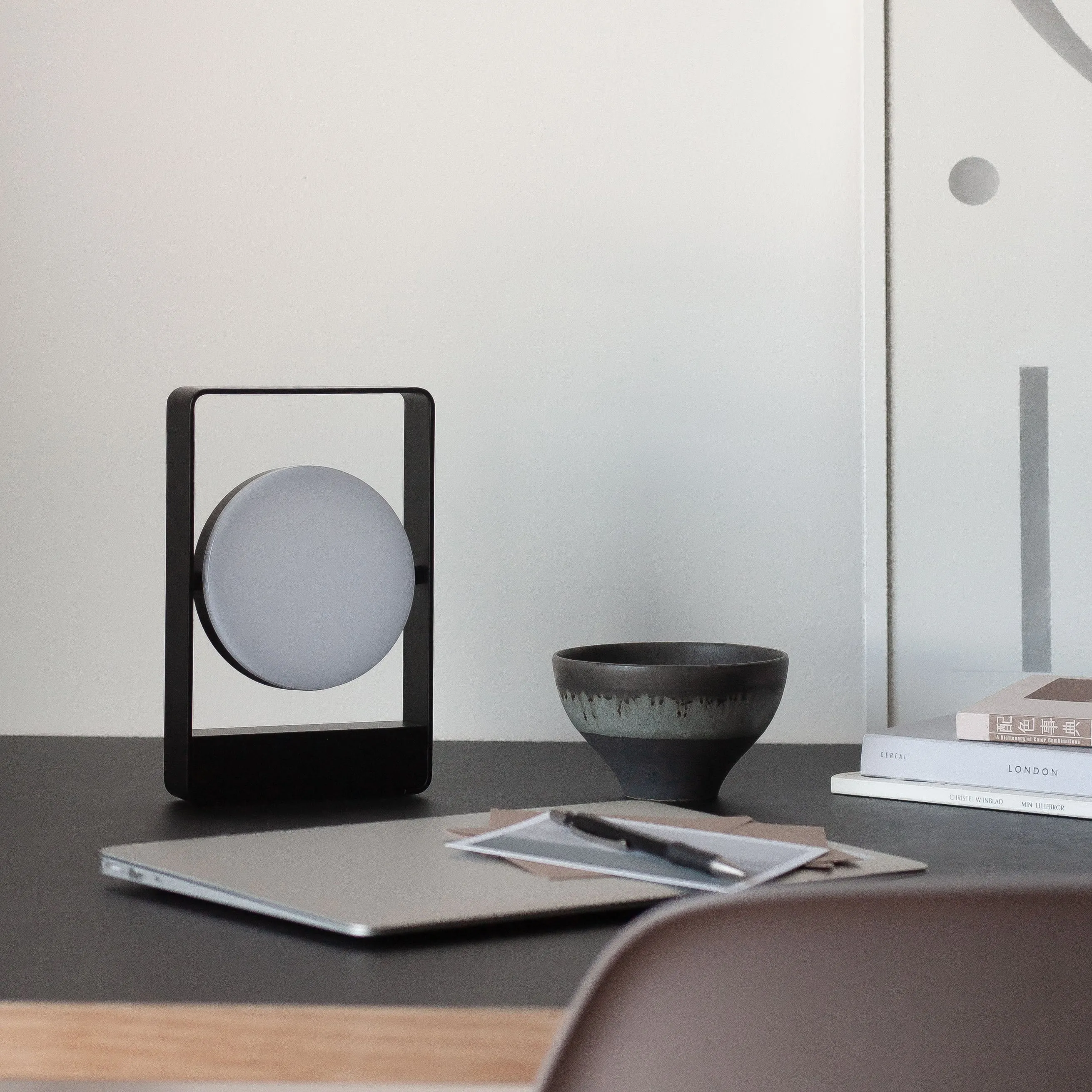Mouro Portable Table Lamp