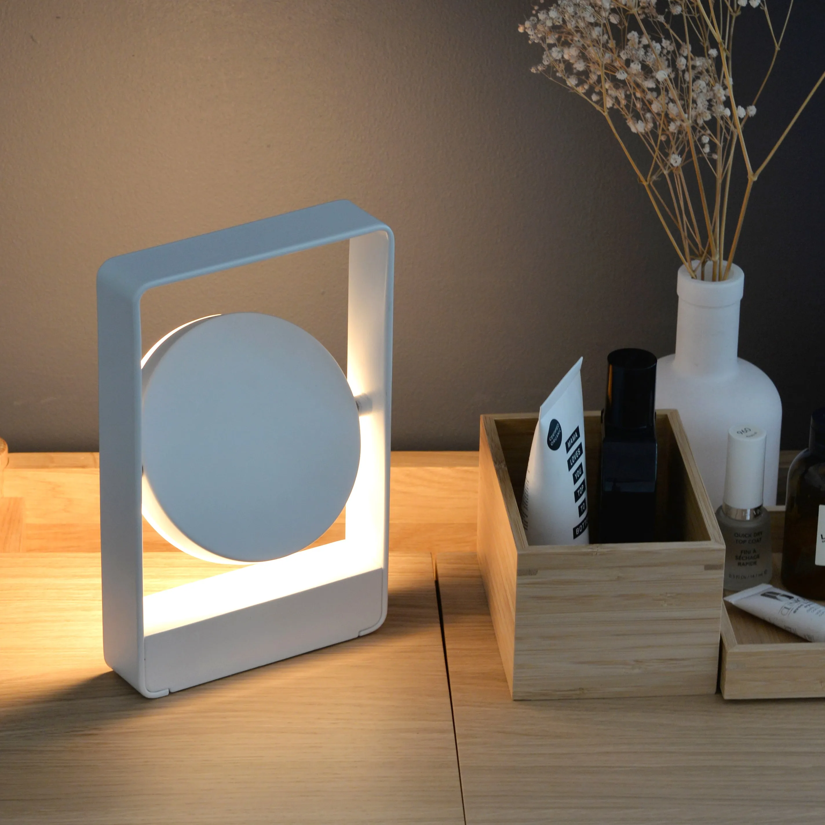 Mouro Portable Table Lamp