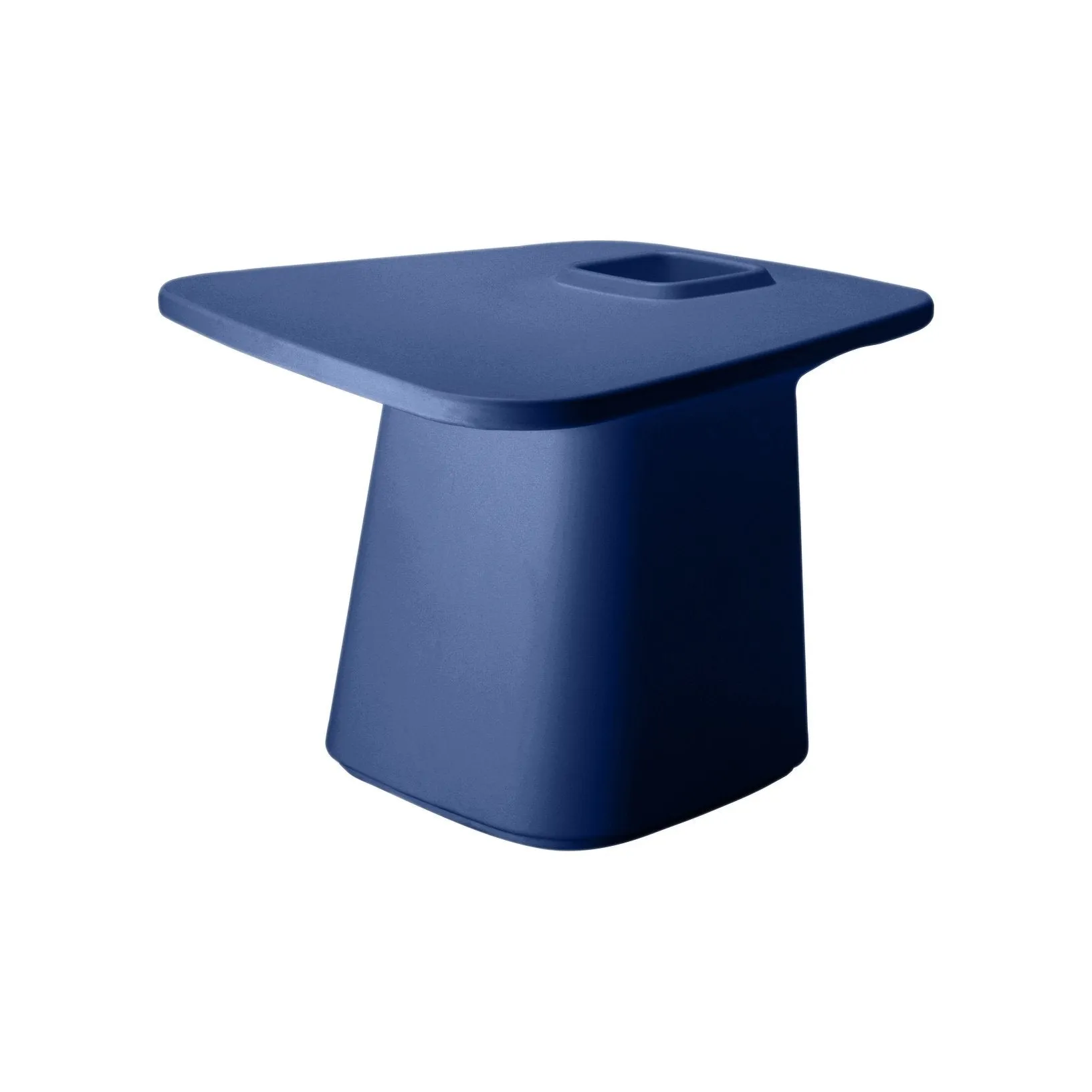 Noma Medium Table