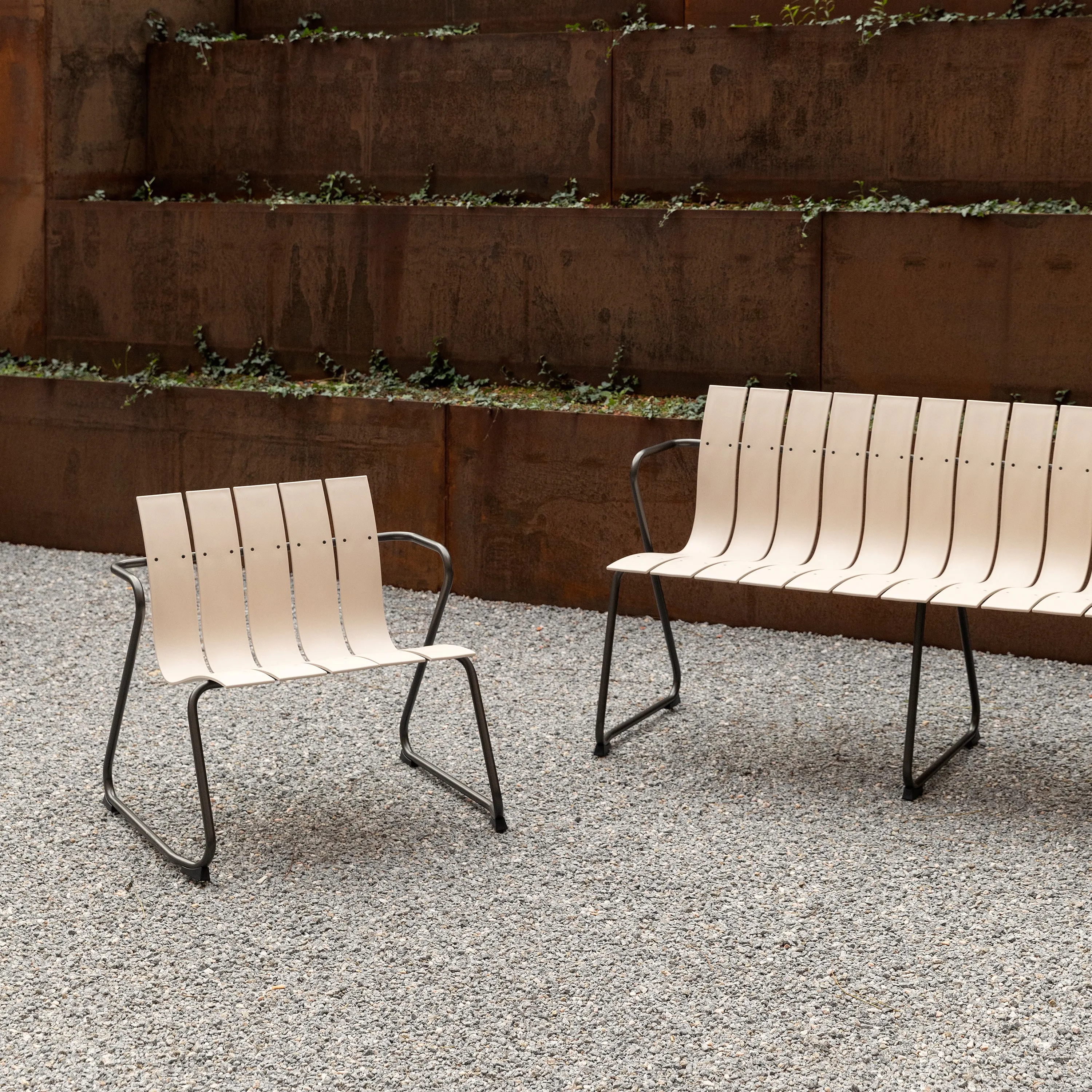 Ocean Lounge Chair