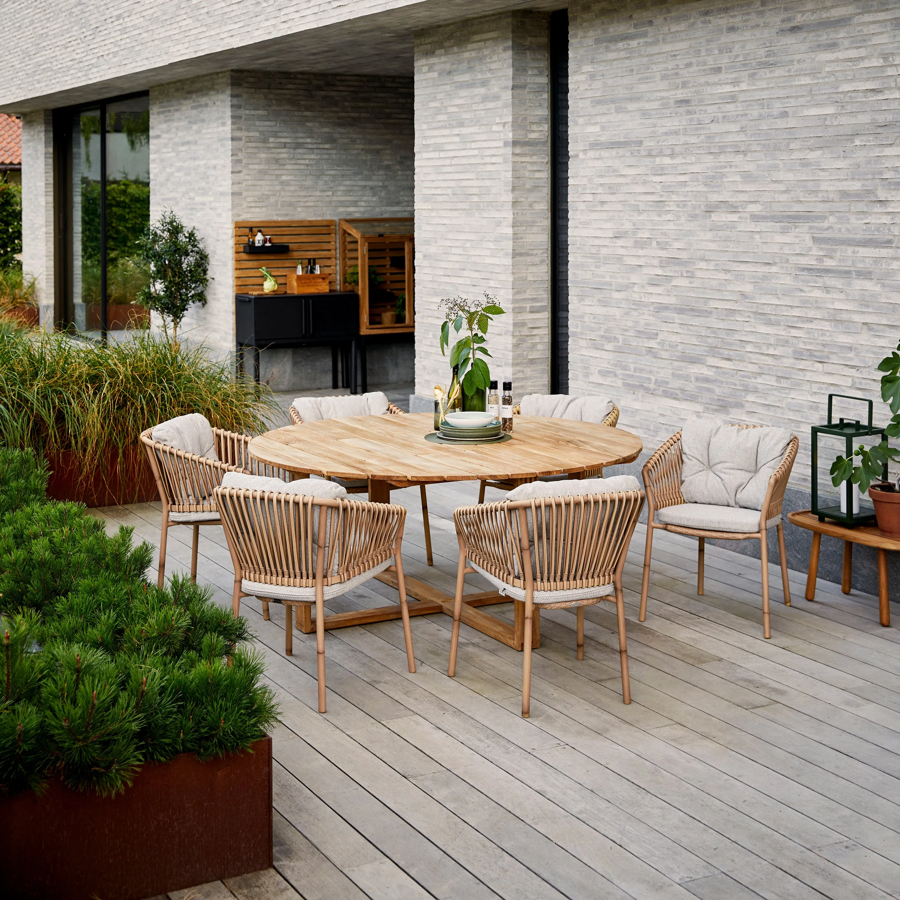 Ocean Outdoor Dining Chair