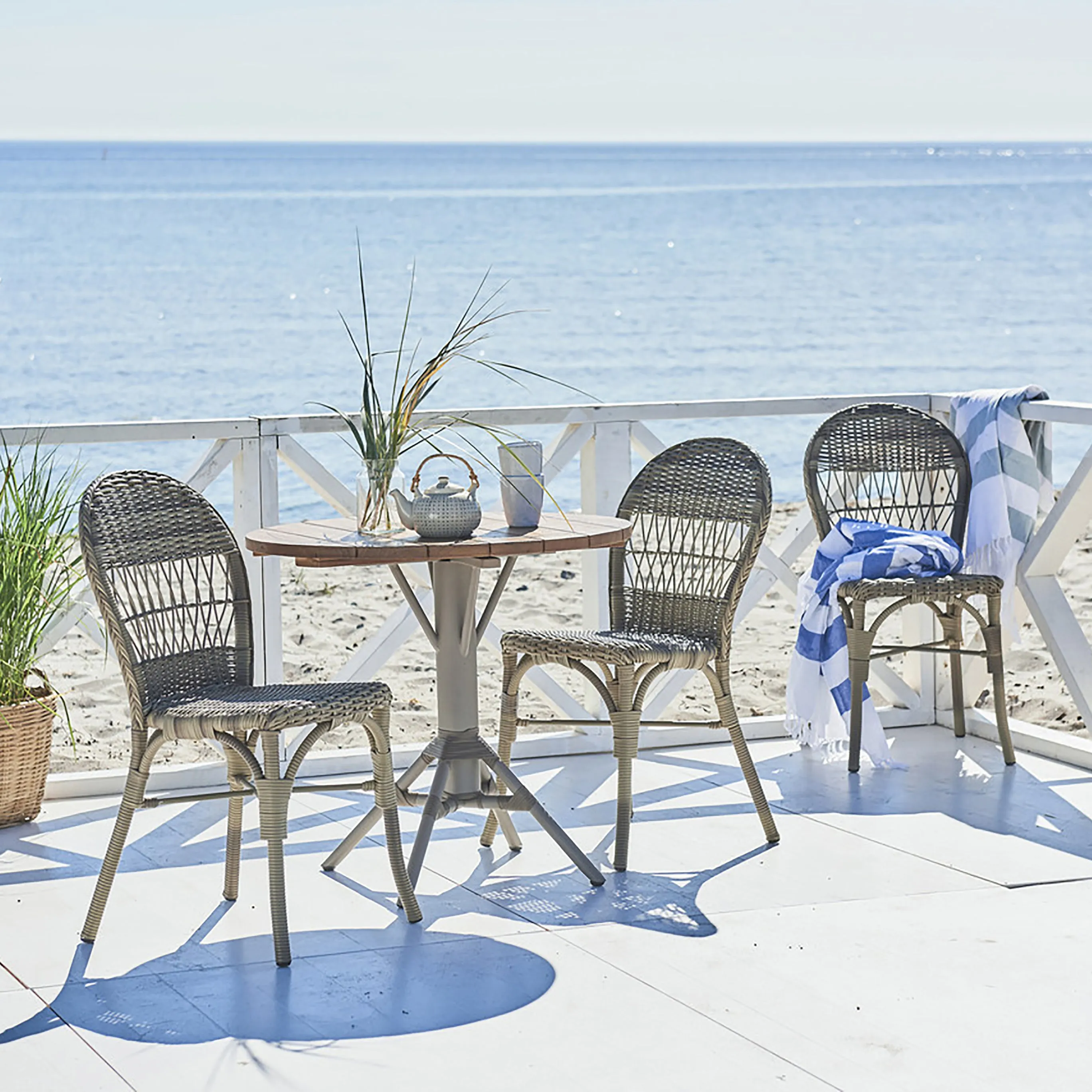 Ofelia Outdoor Chair