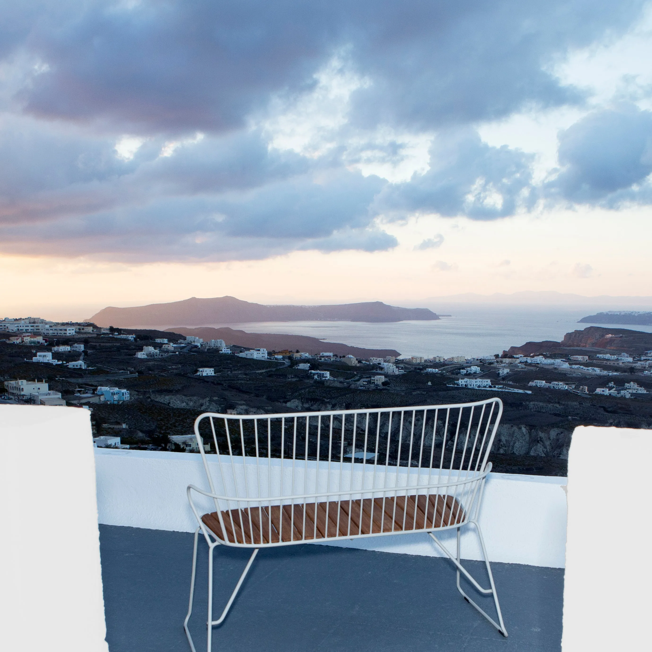 Paon Outdoor Bench