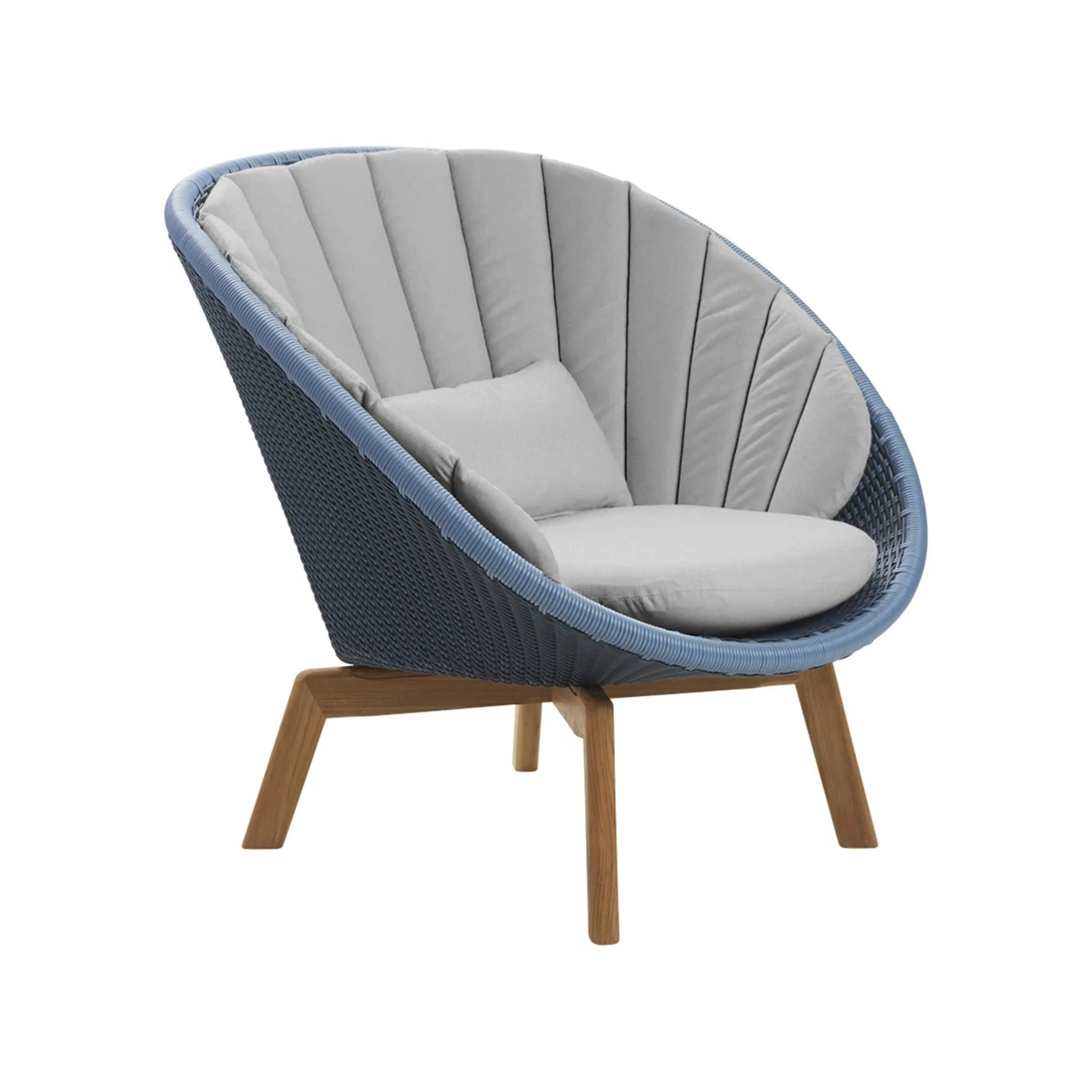 Peacock Outdoor Lounge Chair