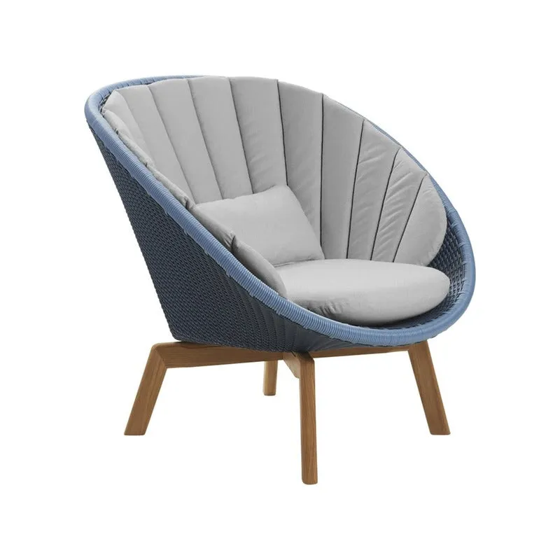 Peacock Outdoor Lounge Chair