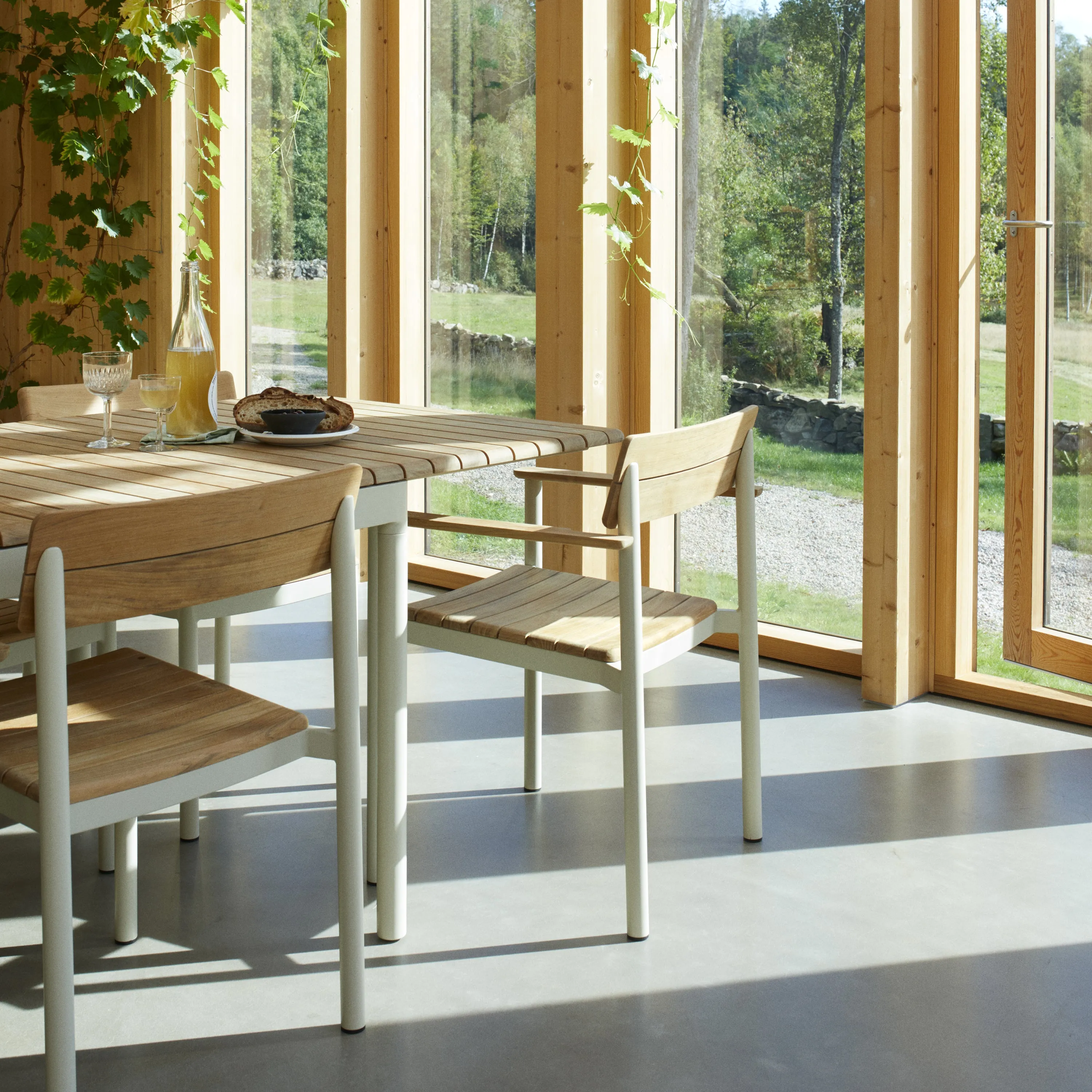 Pelagus Outdoor Dining Table
