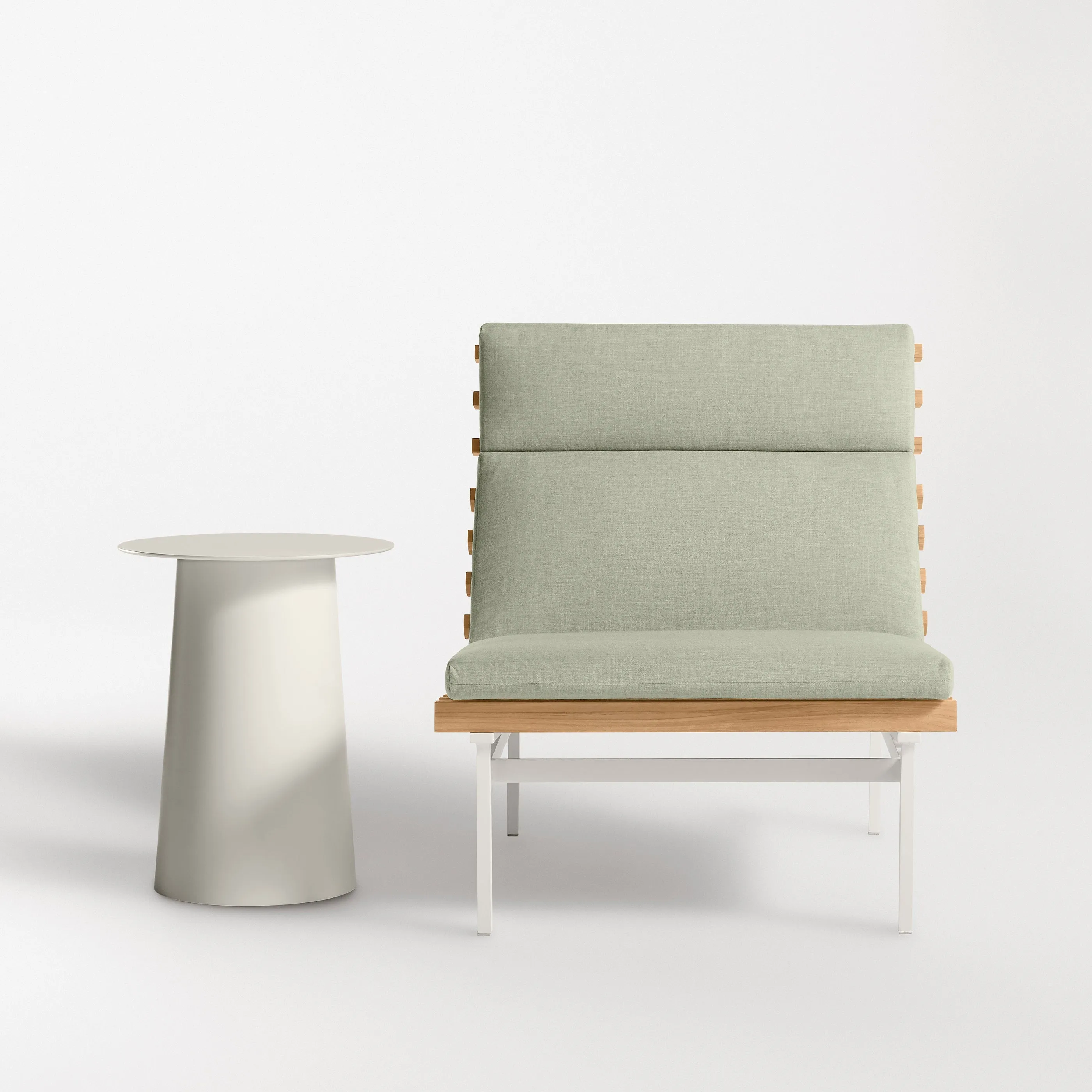 Perch Outdoor Lounge Chair