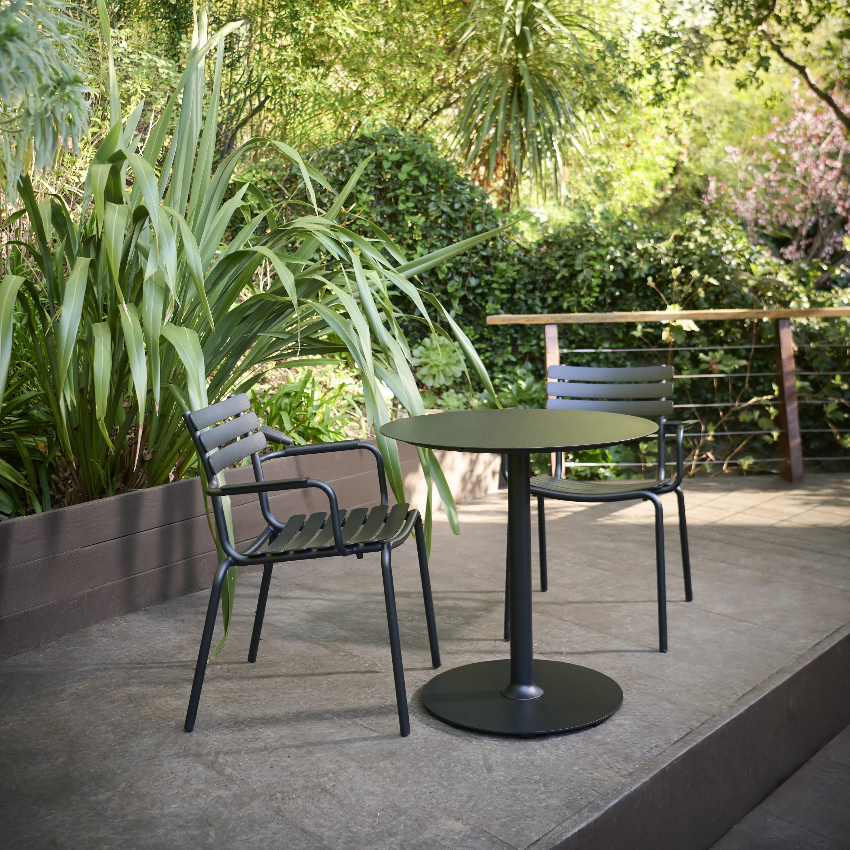 Pico Outdoor Round Cafe Table
