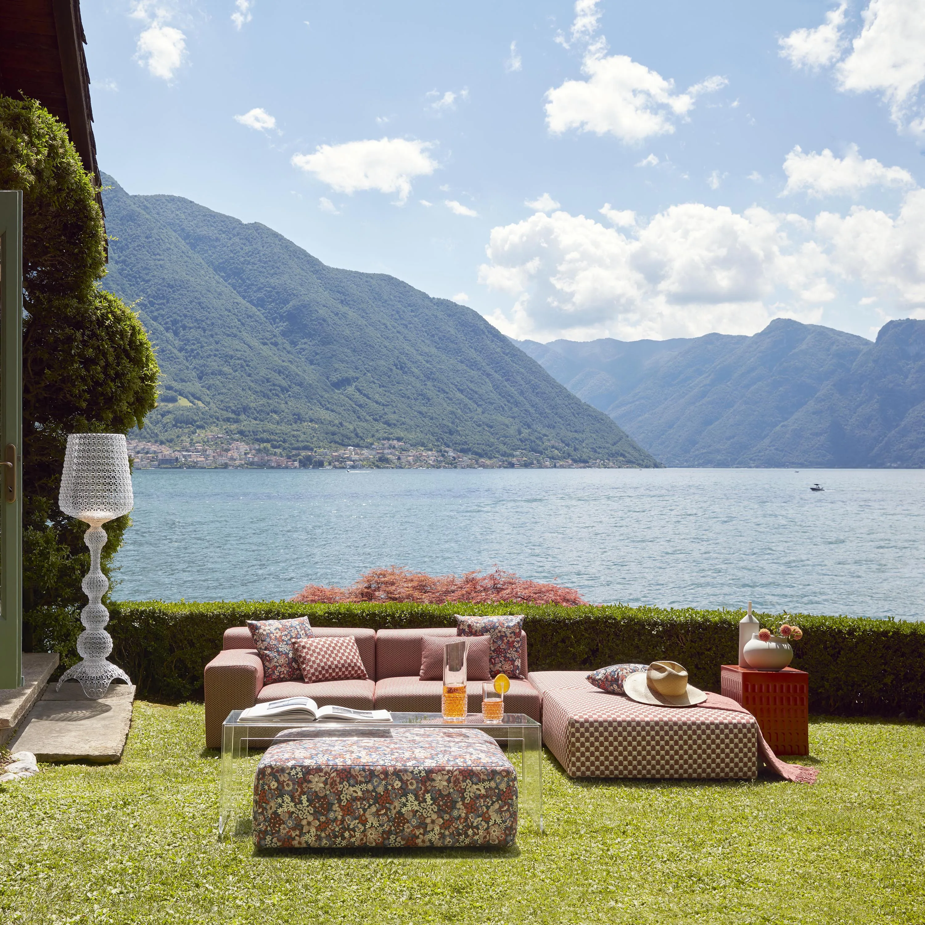 Plastics Outdoor Liberty Ottoman