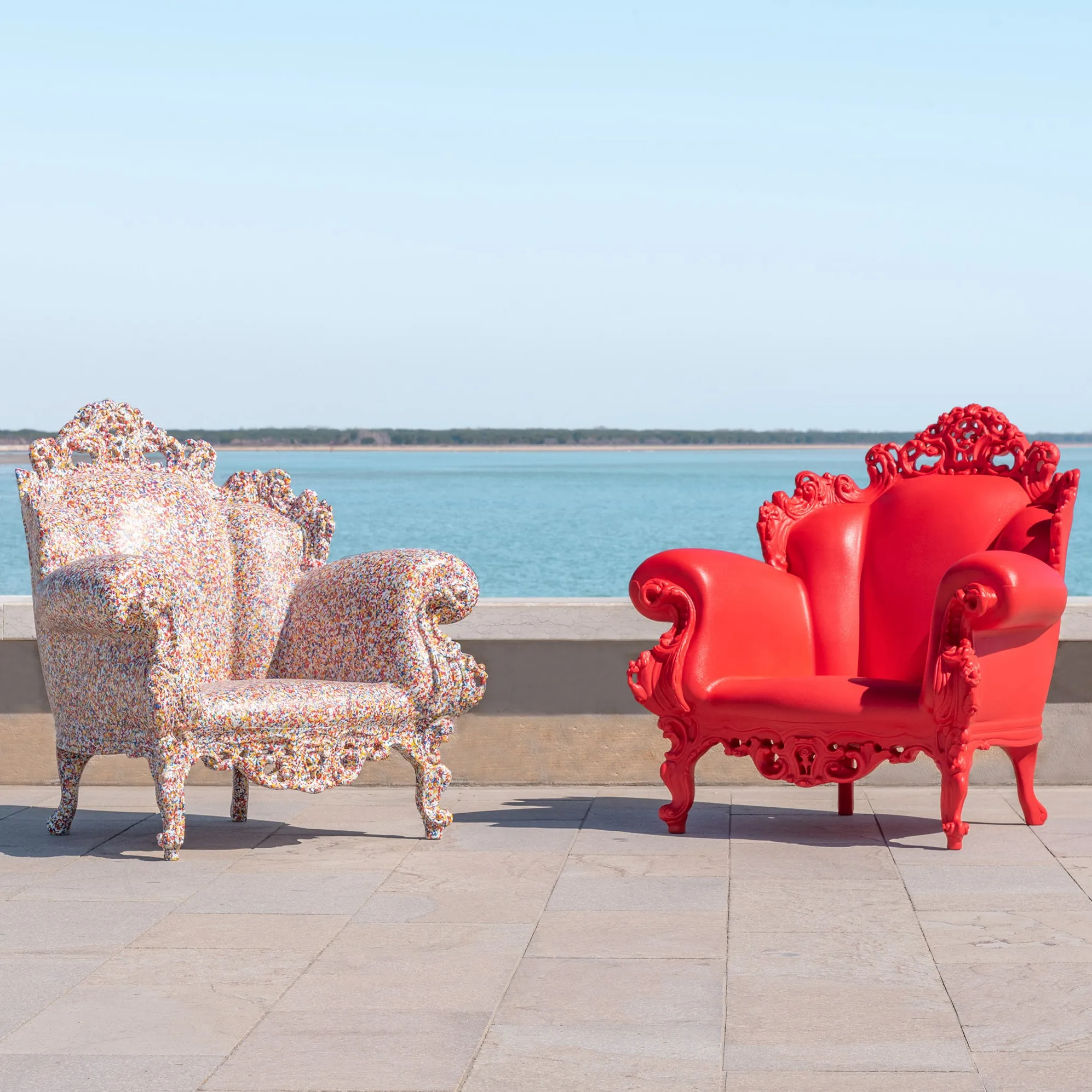 Proust Outdoor Lounge Chair