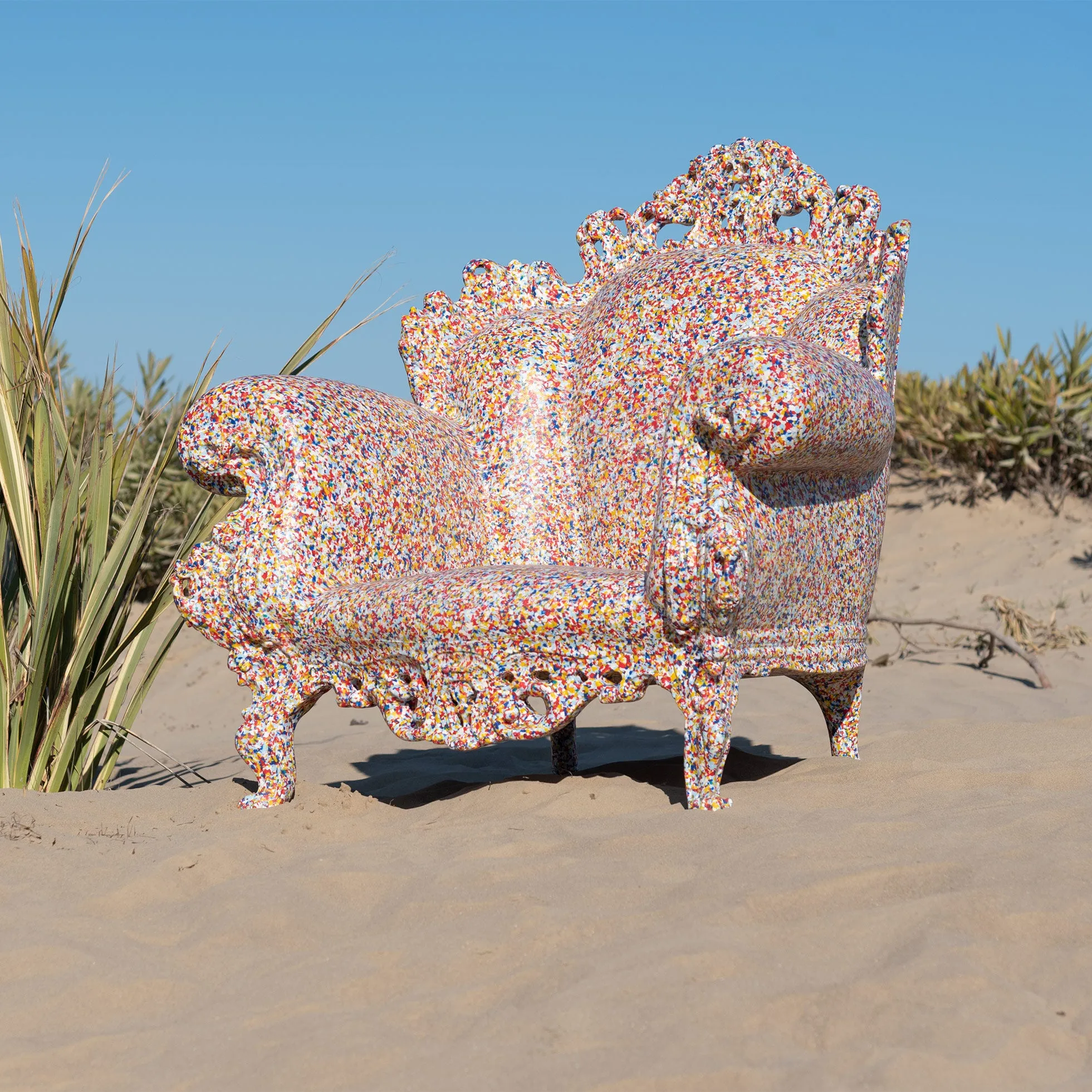 Proust Outdoor Lounge Chair