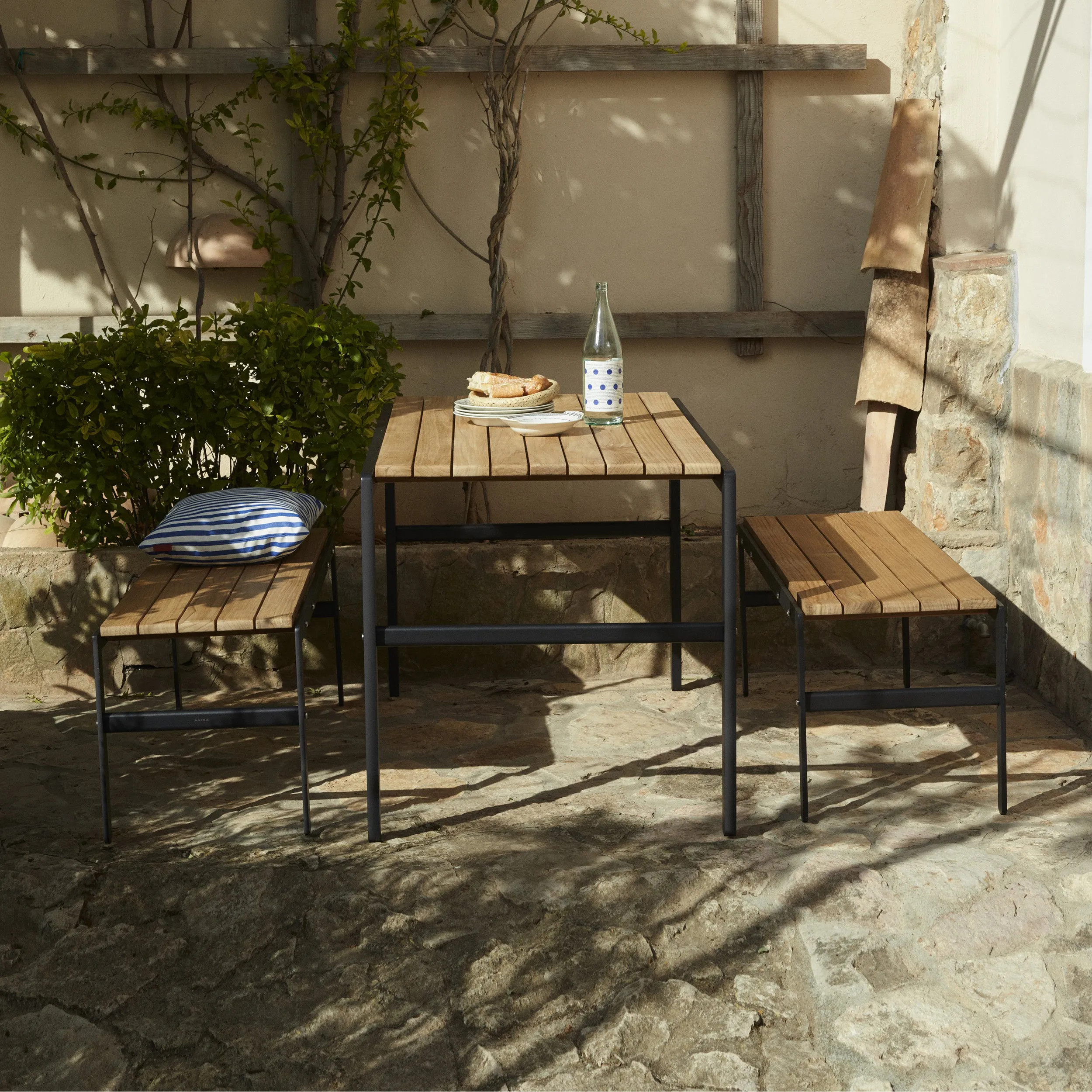Reform Bench