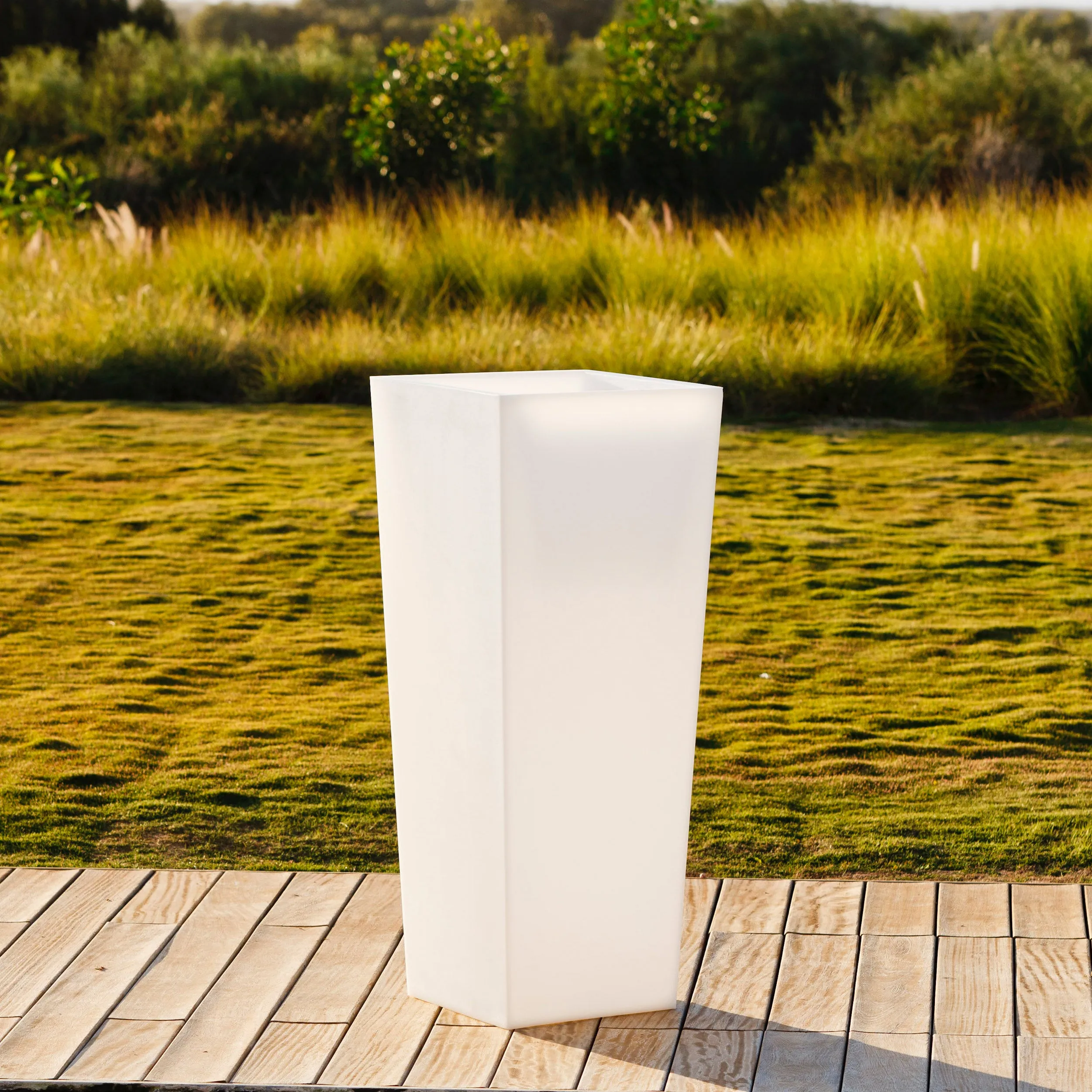 Rumba Illuminated Bluetooth LED Outdoor Pot Plant