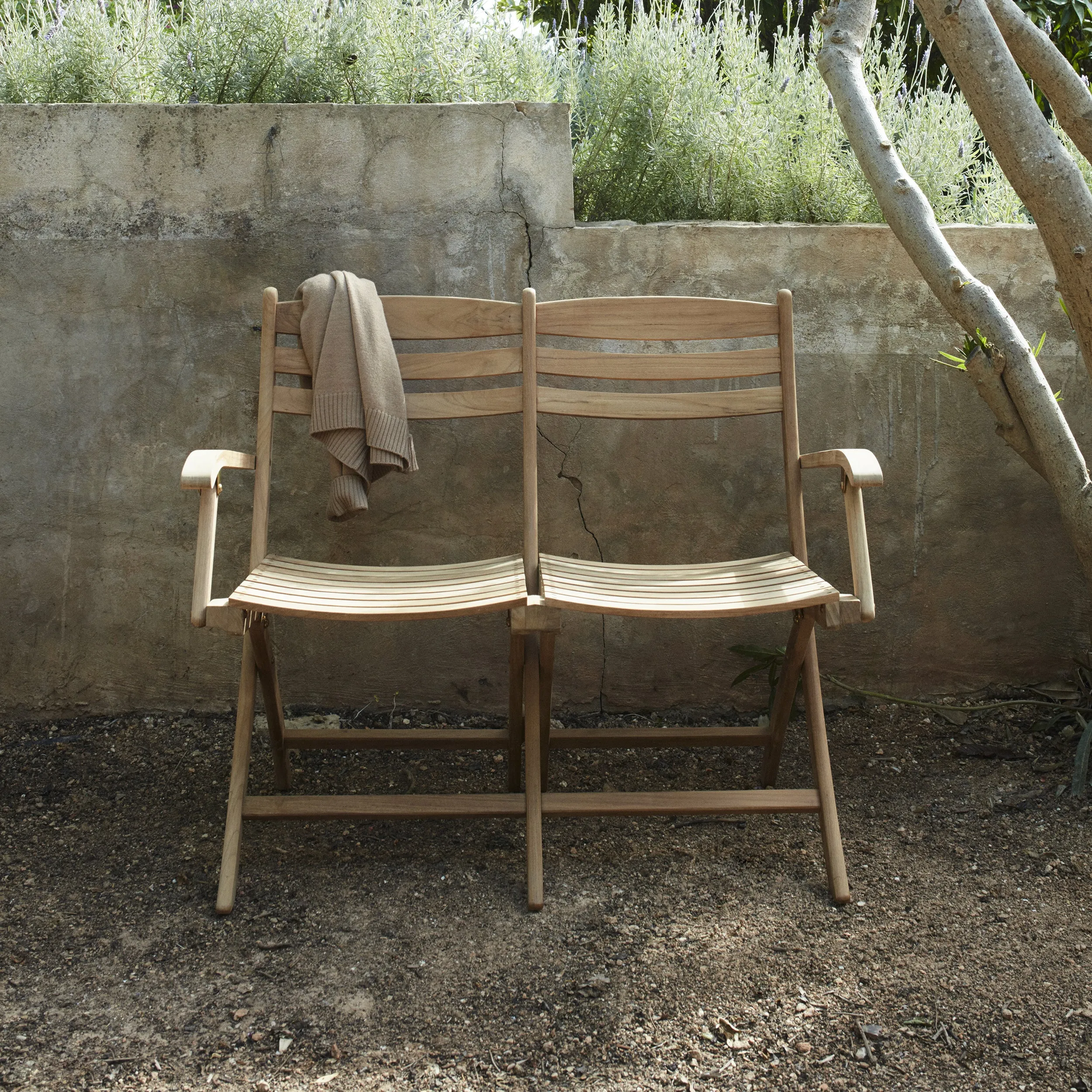 Selandia 2-Seater Chair