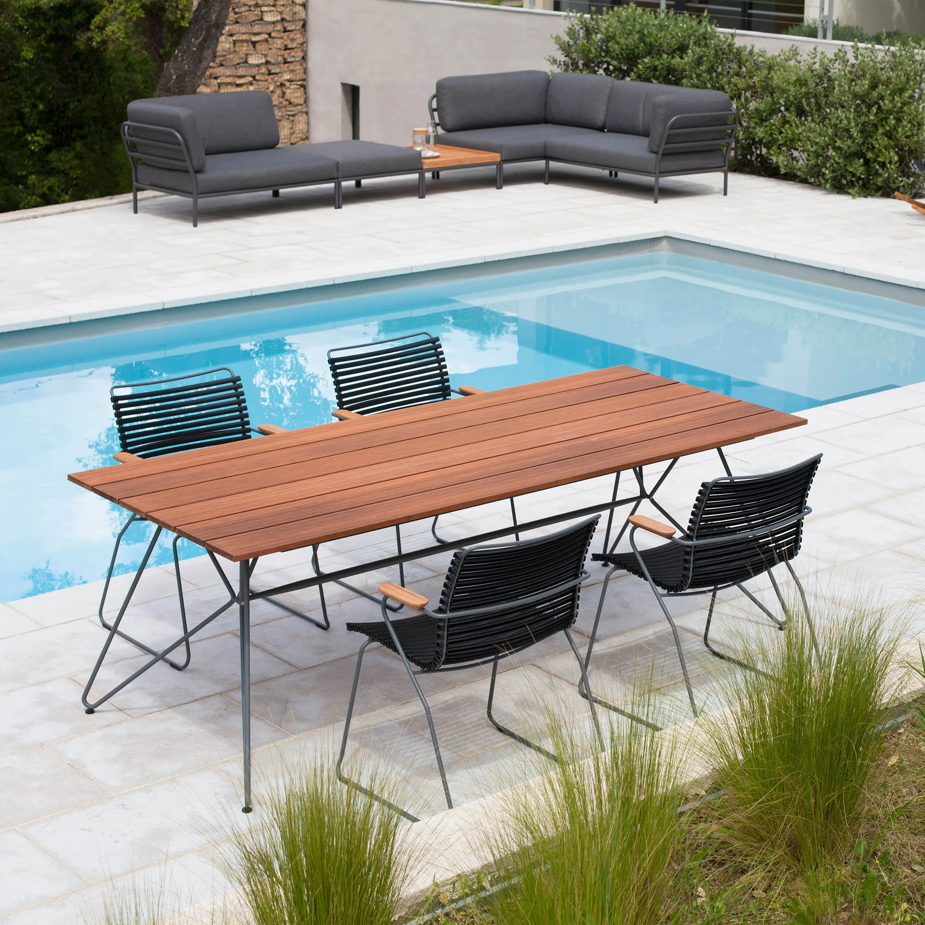 Sketch Outdoor Dining Table