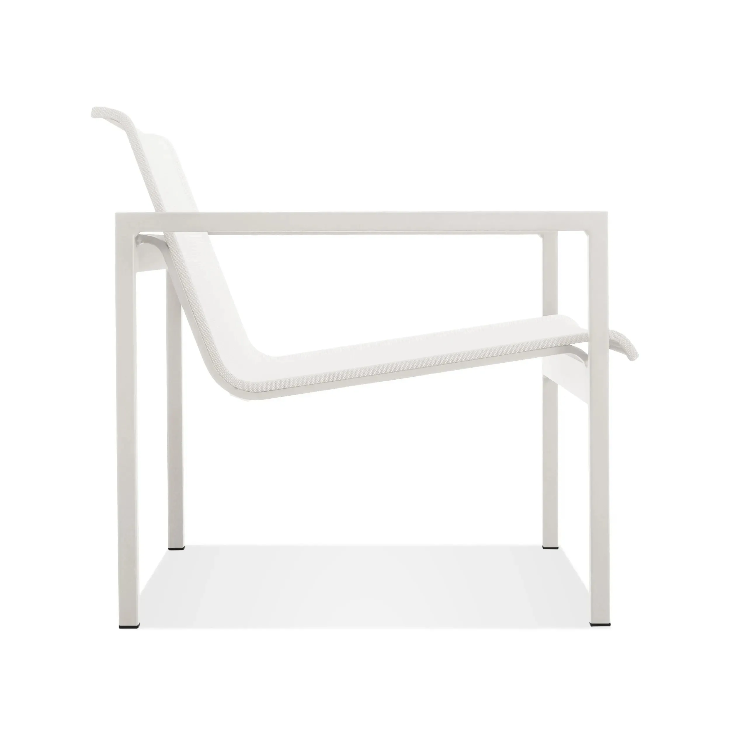 Skiff Outdoor Lounge Chair