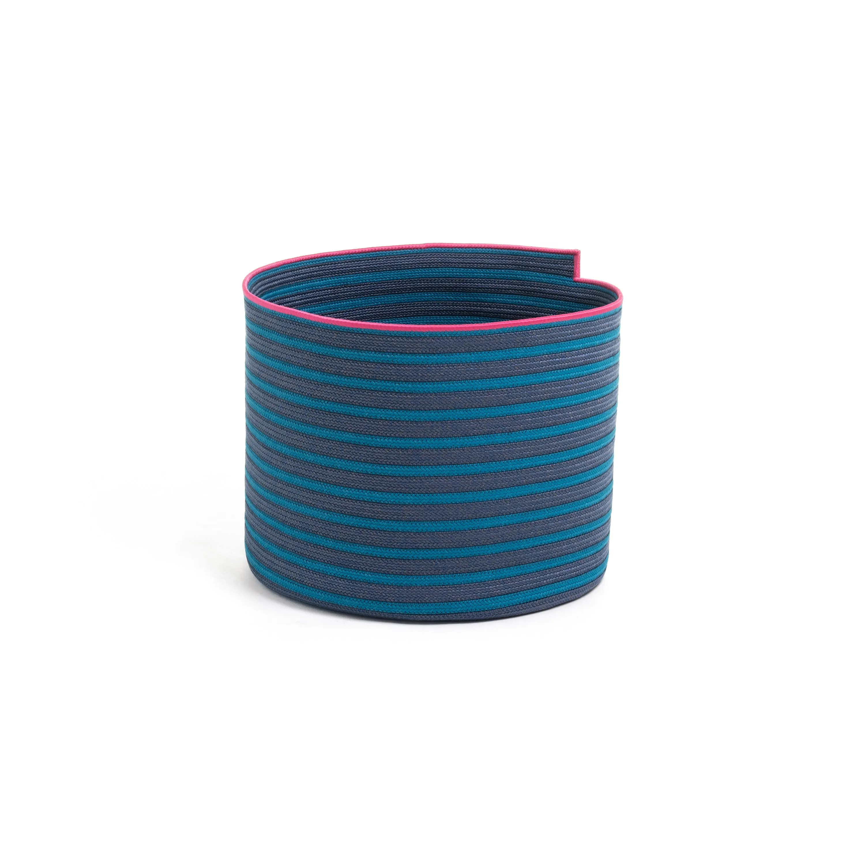 South Outdoor Basket