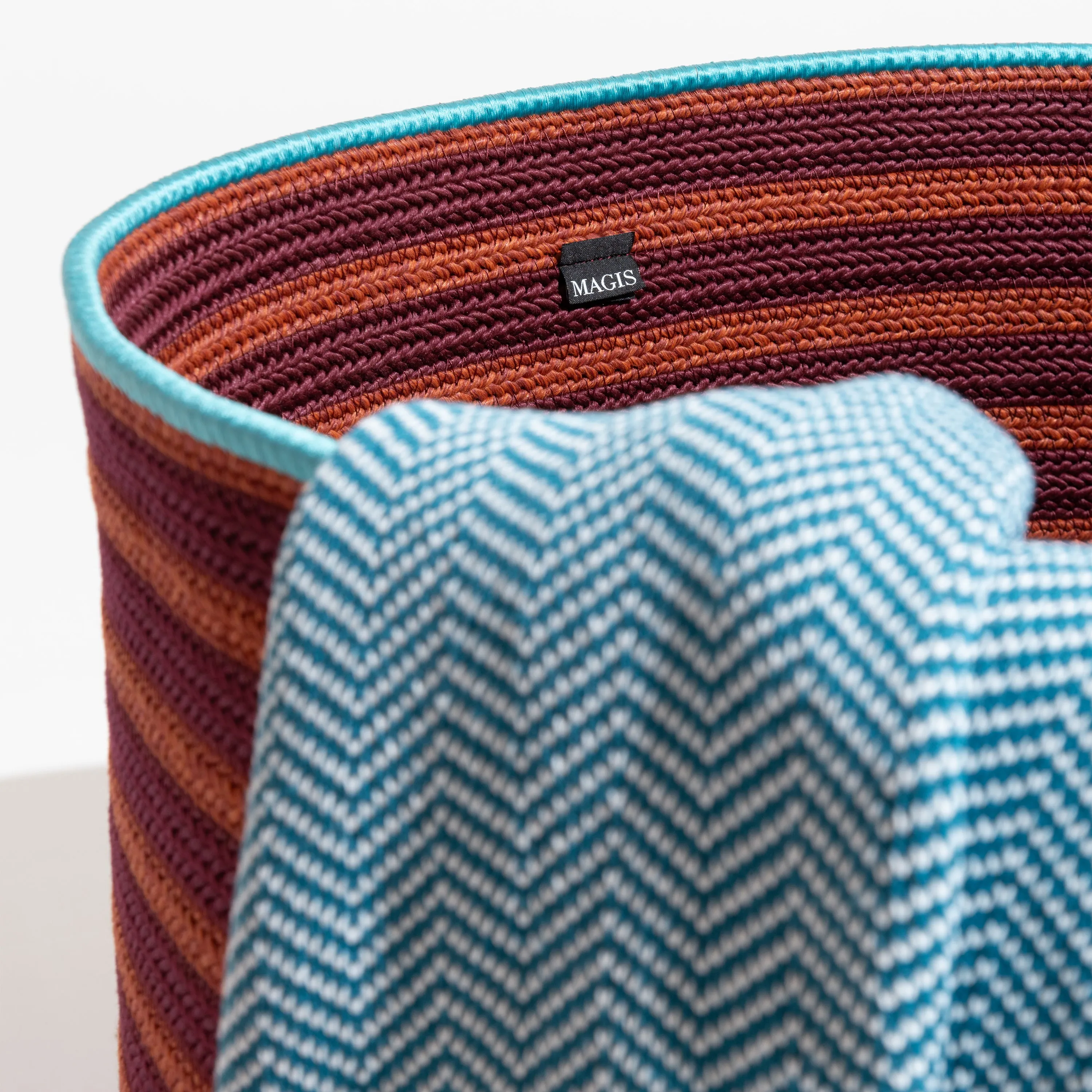 South Outdoor Basket