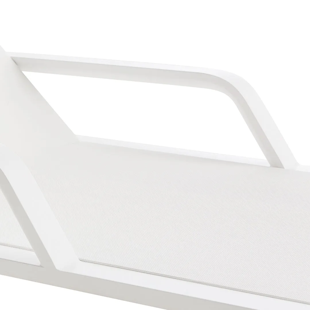 Stack Chaiselongue with Arms and Wheels