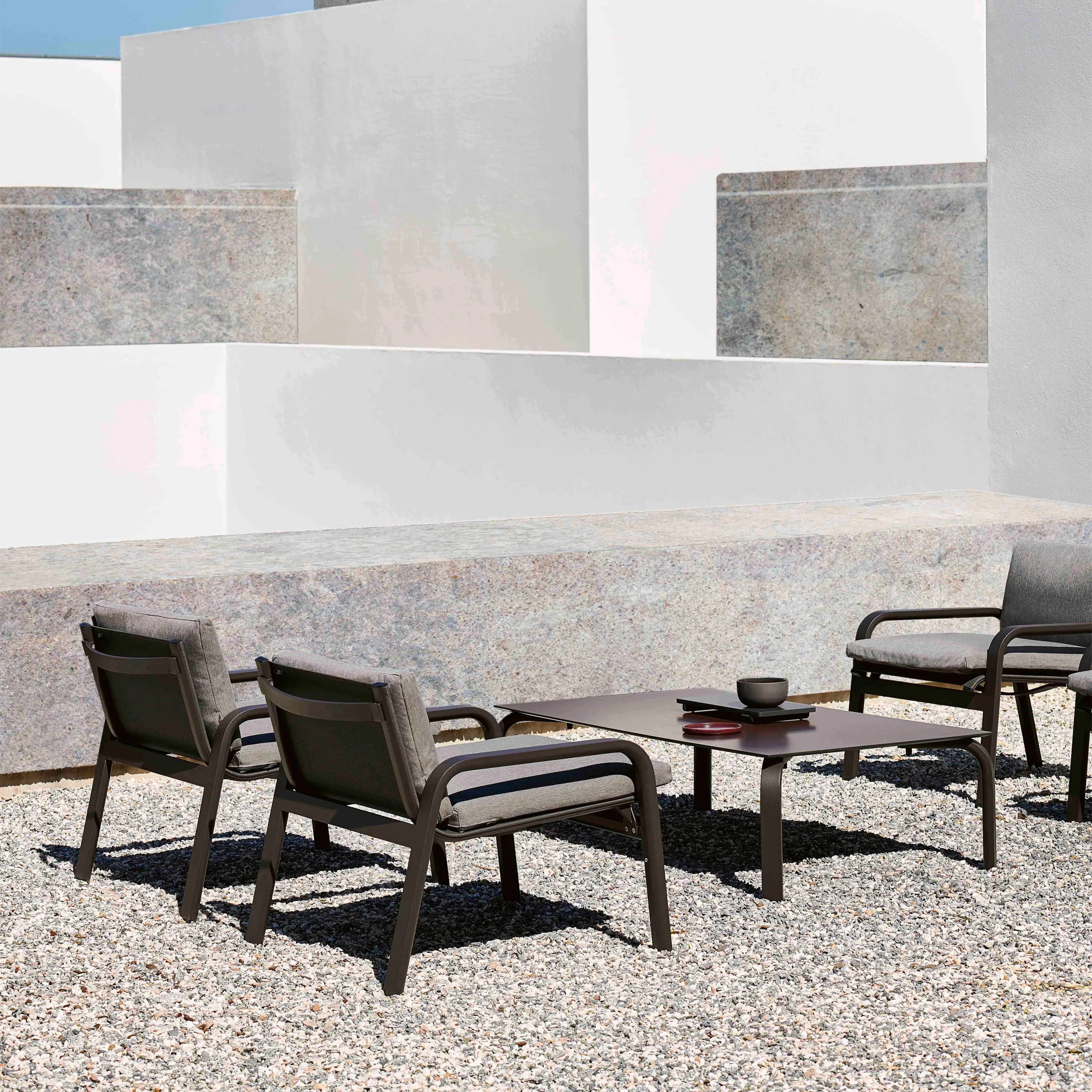 Stack Outdoor Lounge Chair