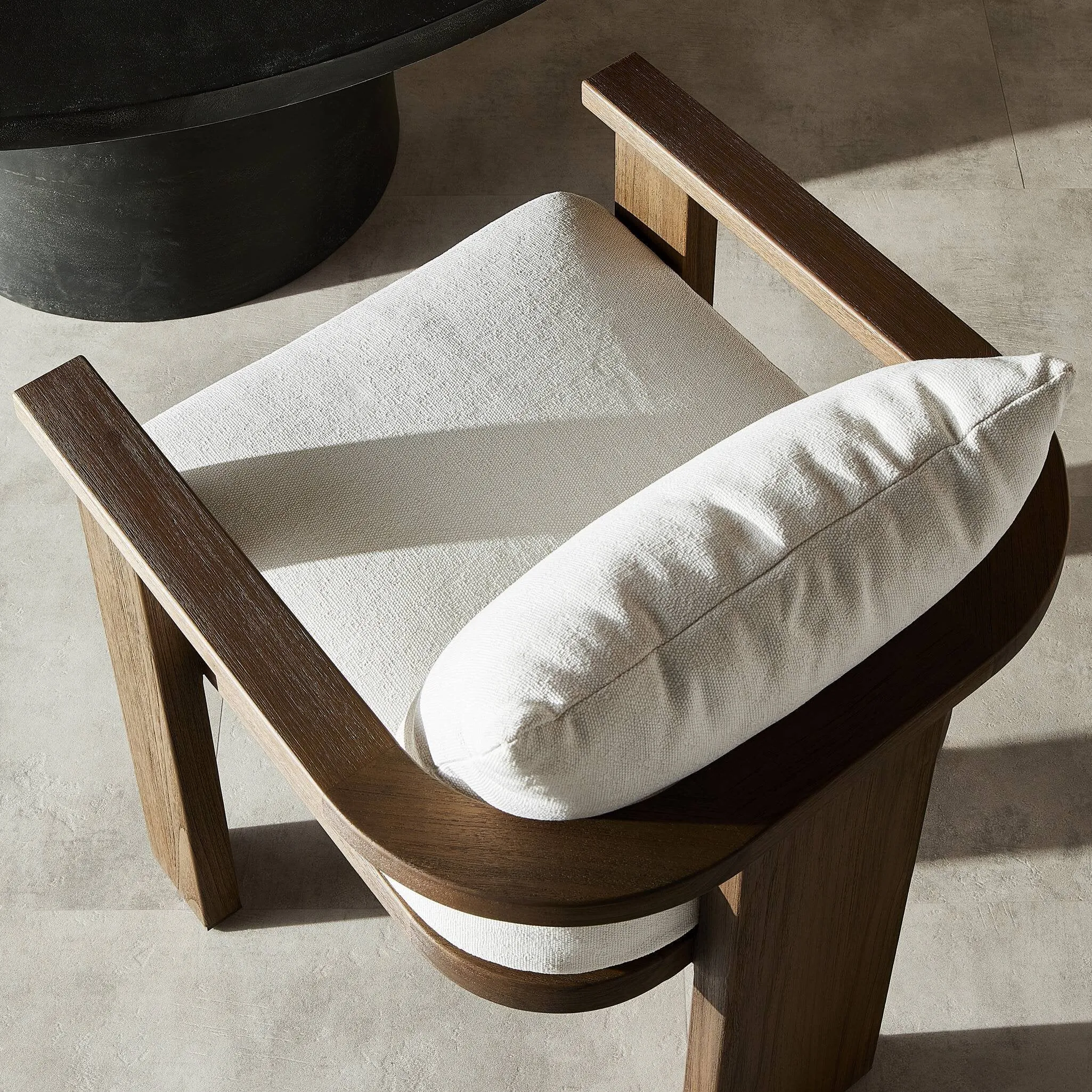 Tahana Outdoor Dining Armchair