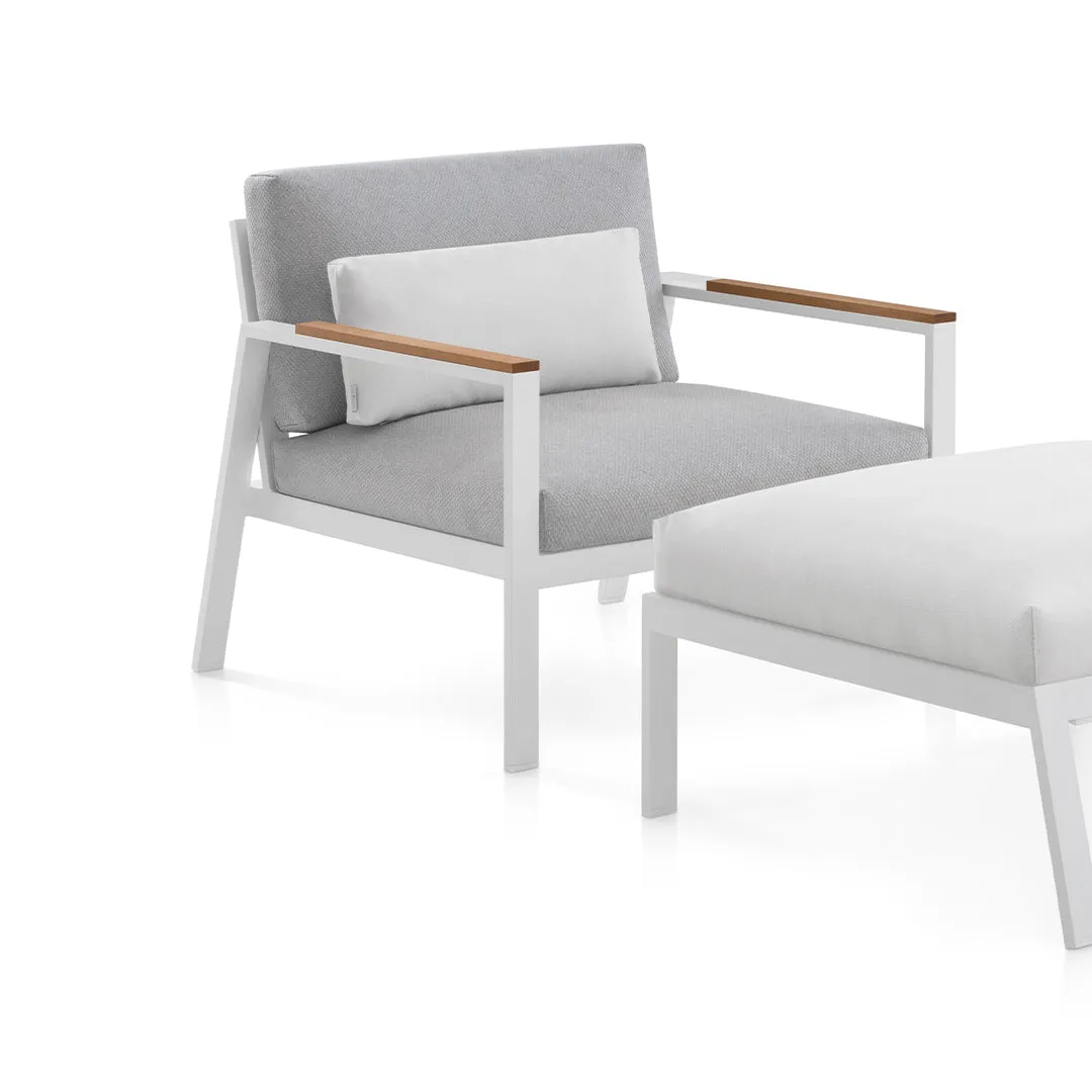 Timeless Club Chair