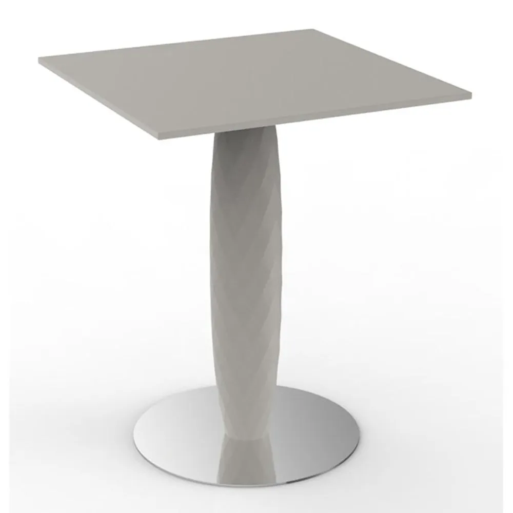 Vases Square Table