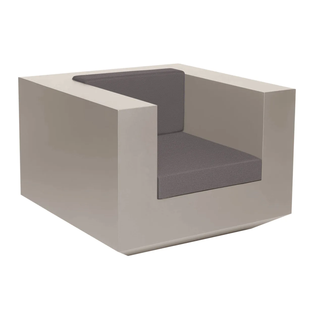 Vela Lounge Chair