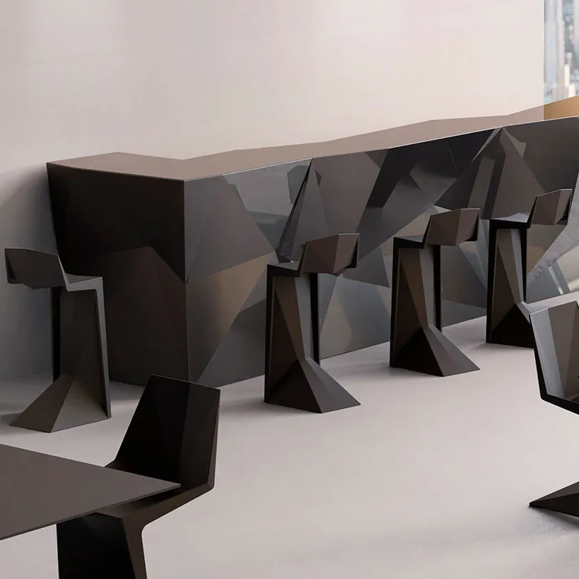 Voxel Stool (Set of 4)