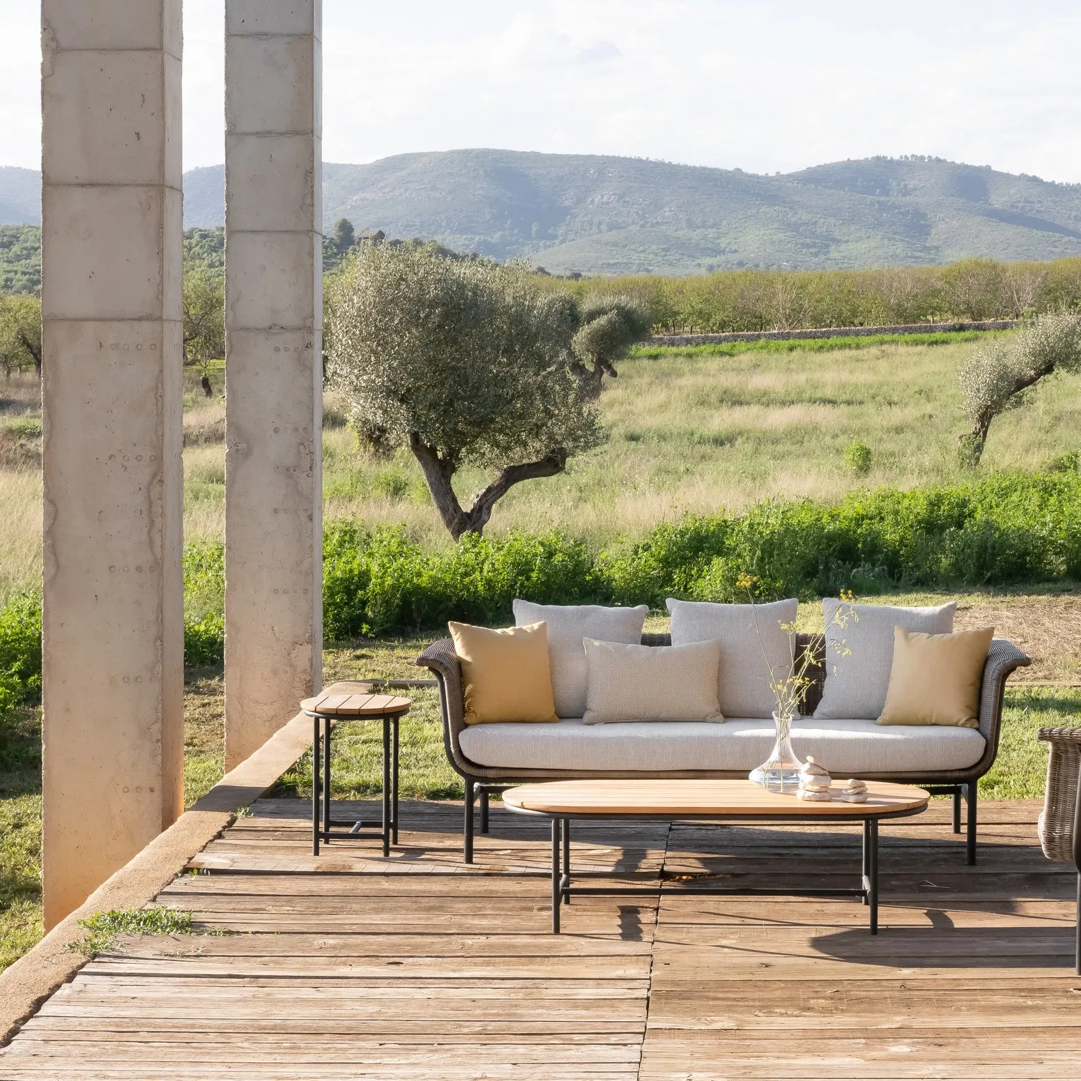 Wicked Outdoor Round Side Table