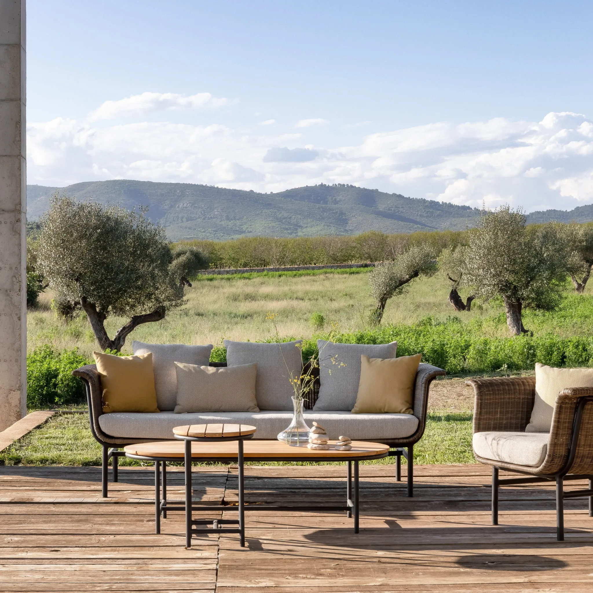 Wicked Outdoor Round Side Table